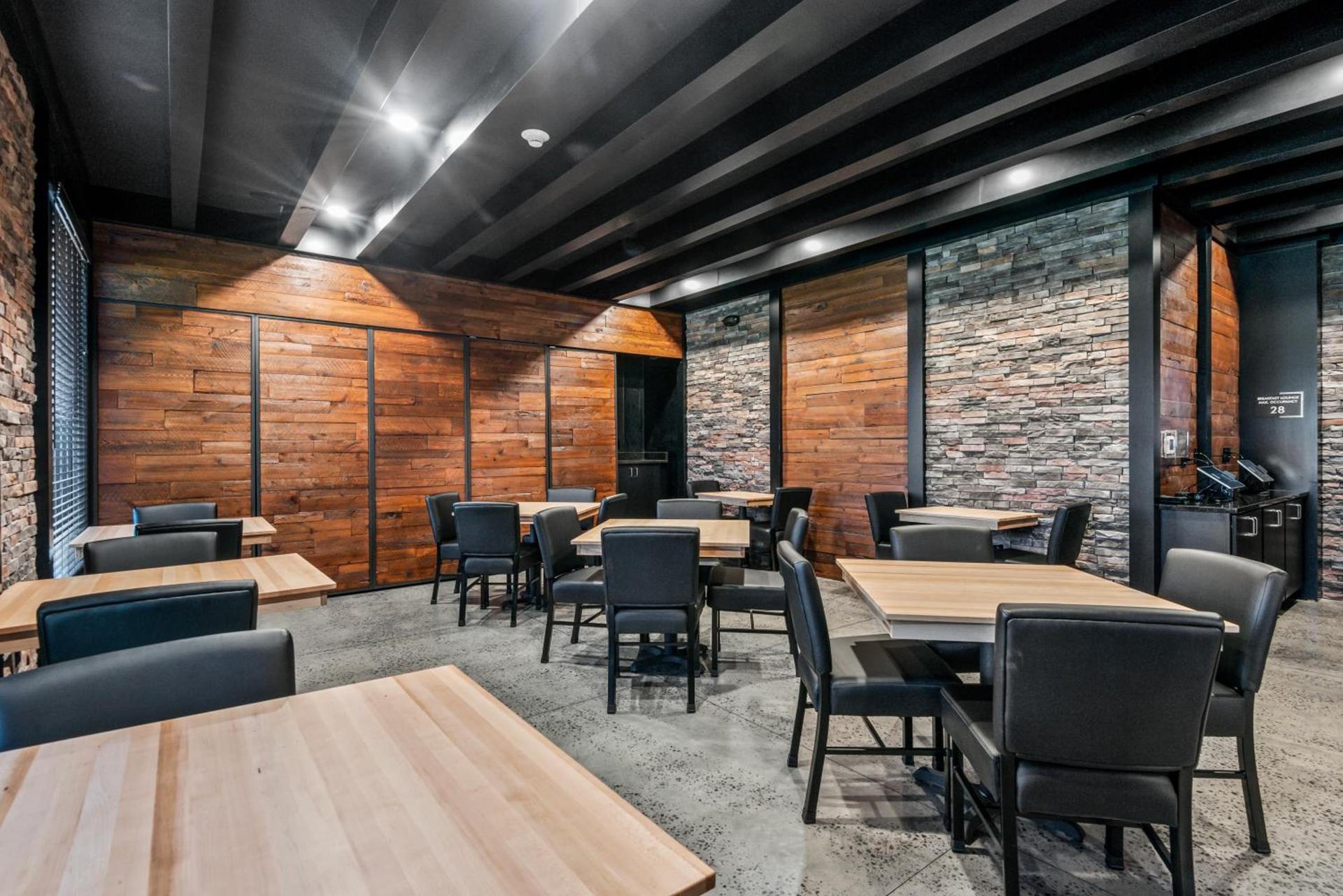 Cobblestone Hotel & Suites - Cullman photo 44