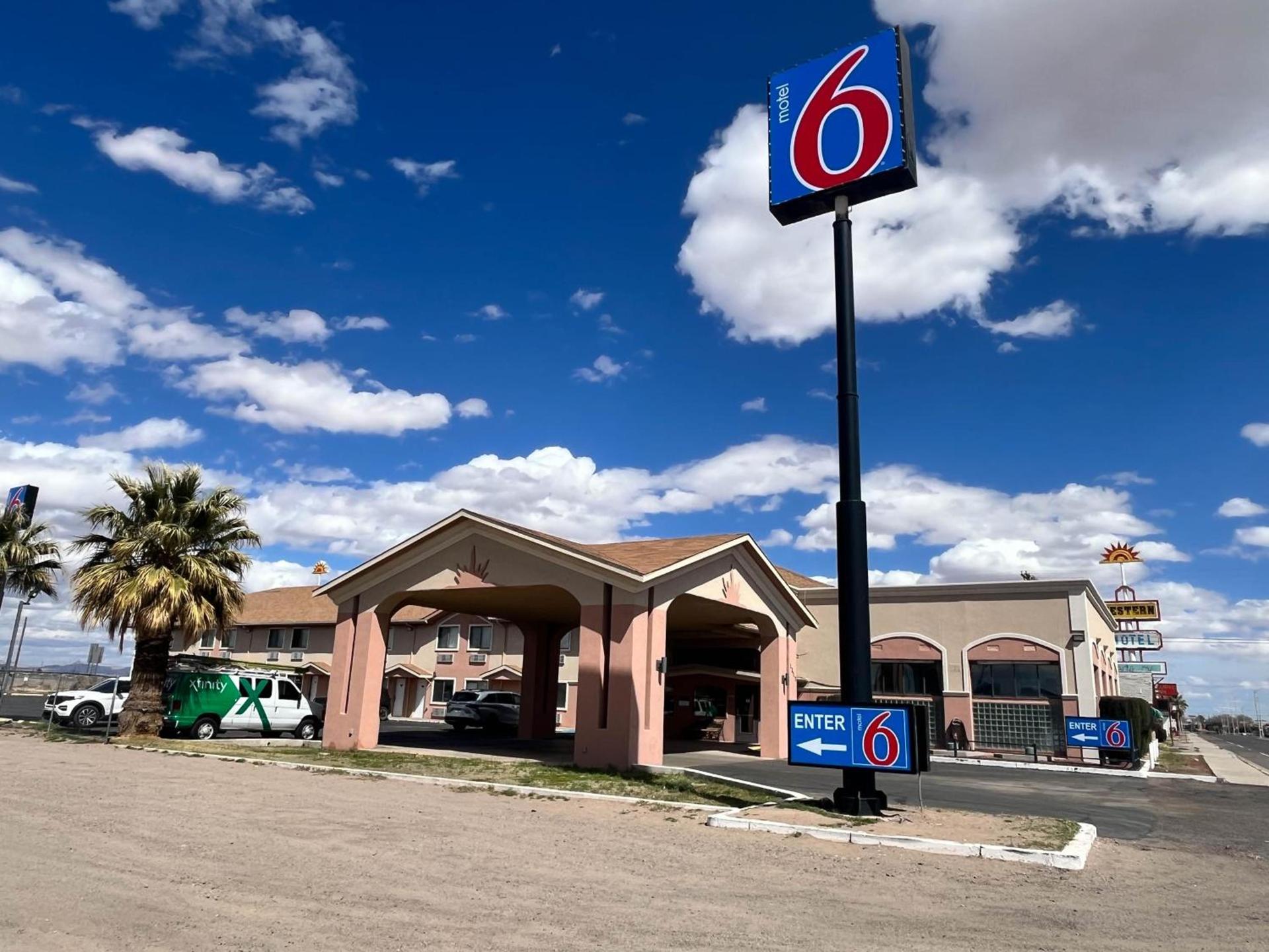 Motel 6 Deming, NM photo 19