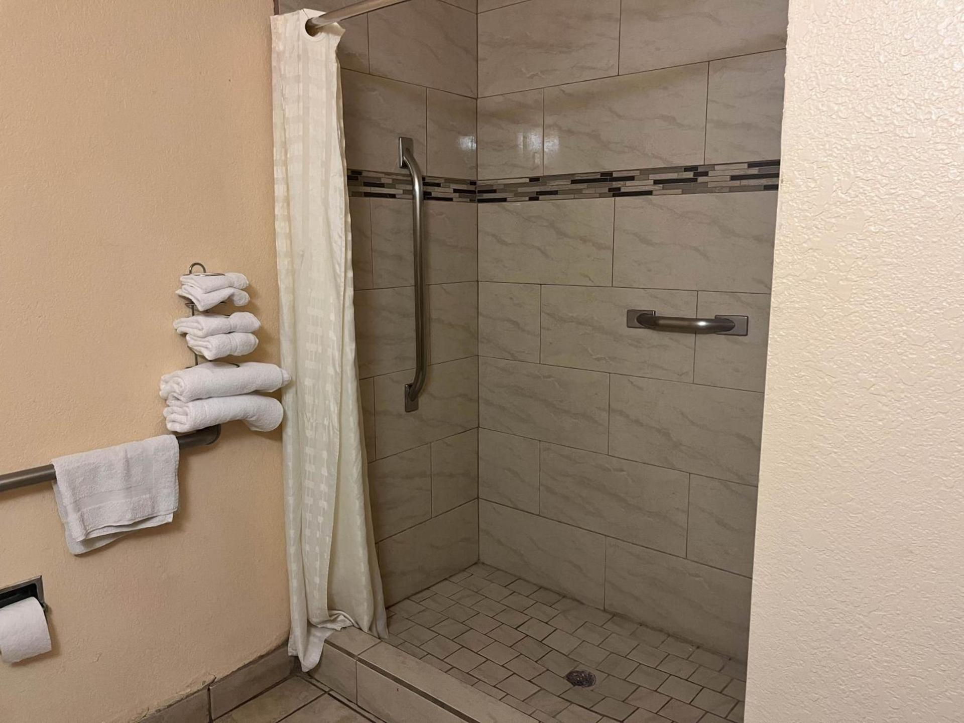 Motel 6 Deming, NM photo 8