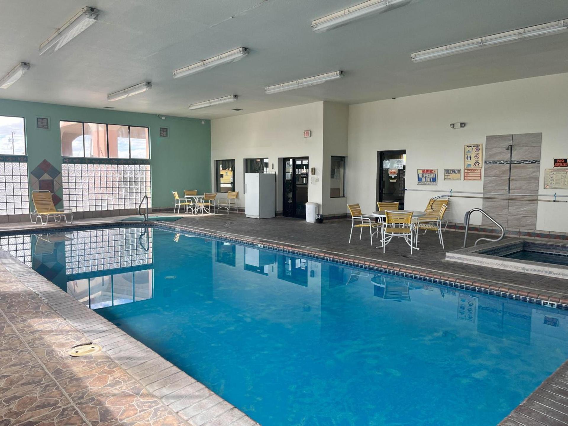 Motel 6 Deming, NM photo 7
