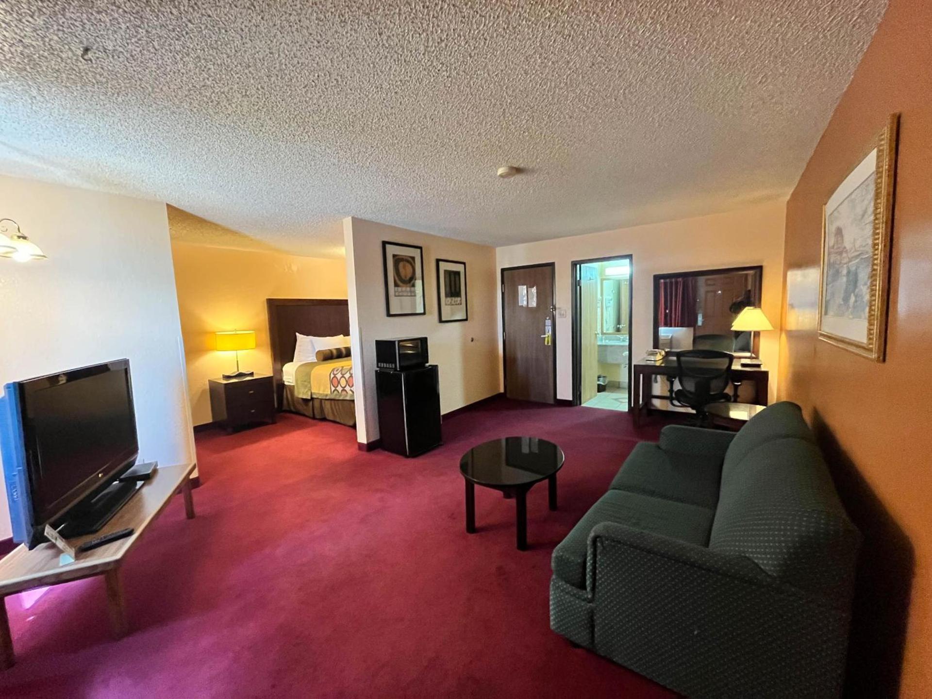 Motel 6 Deming, NM photo 27