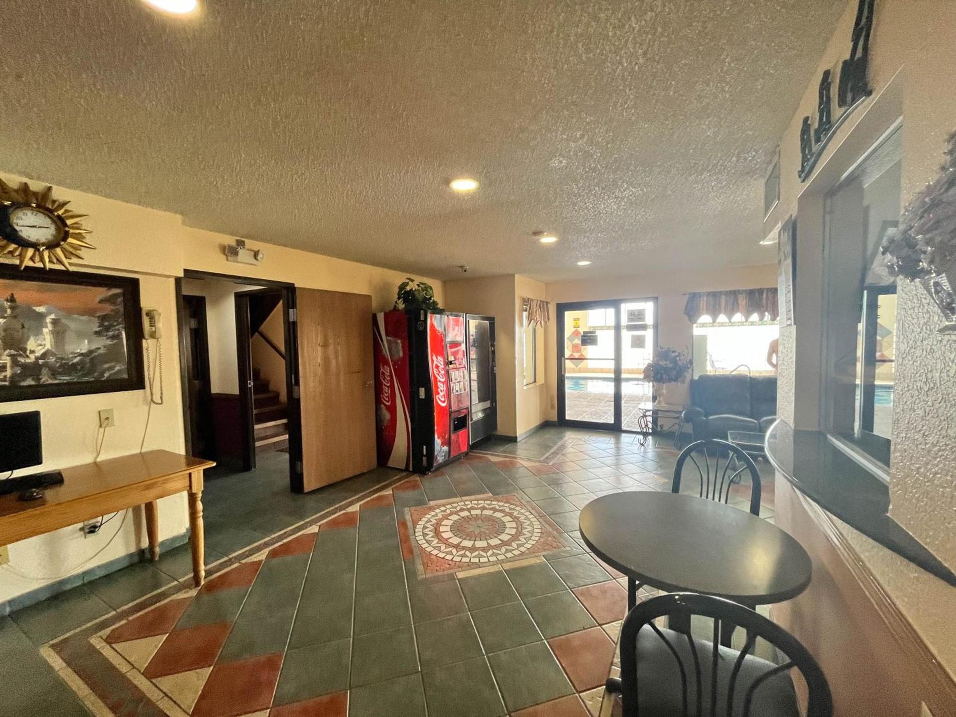 Motel 6 Deming, NM photo 30