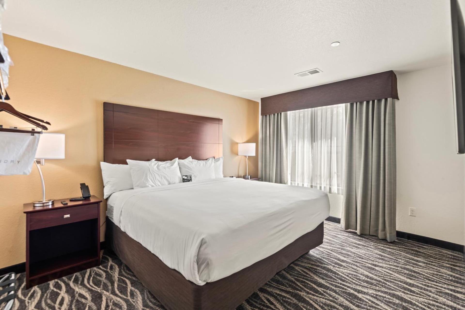 Cobblestone Hotel & Suites - Cullman photo 78