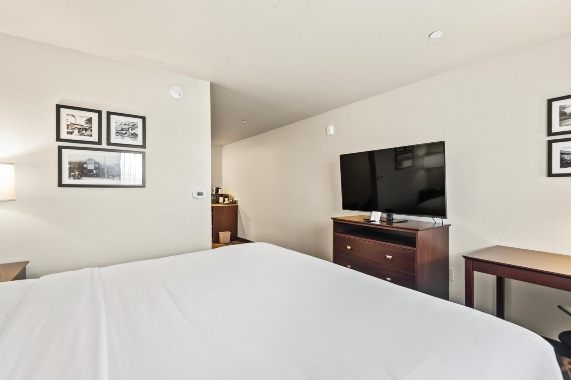 Cobblestone Hotel & Suites - Cullman photo 86