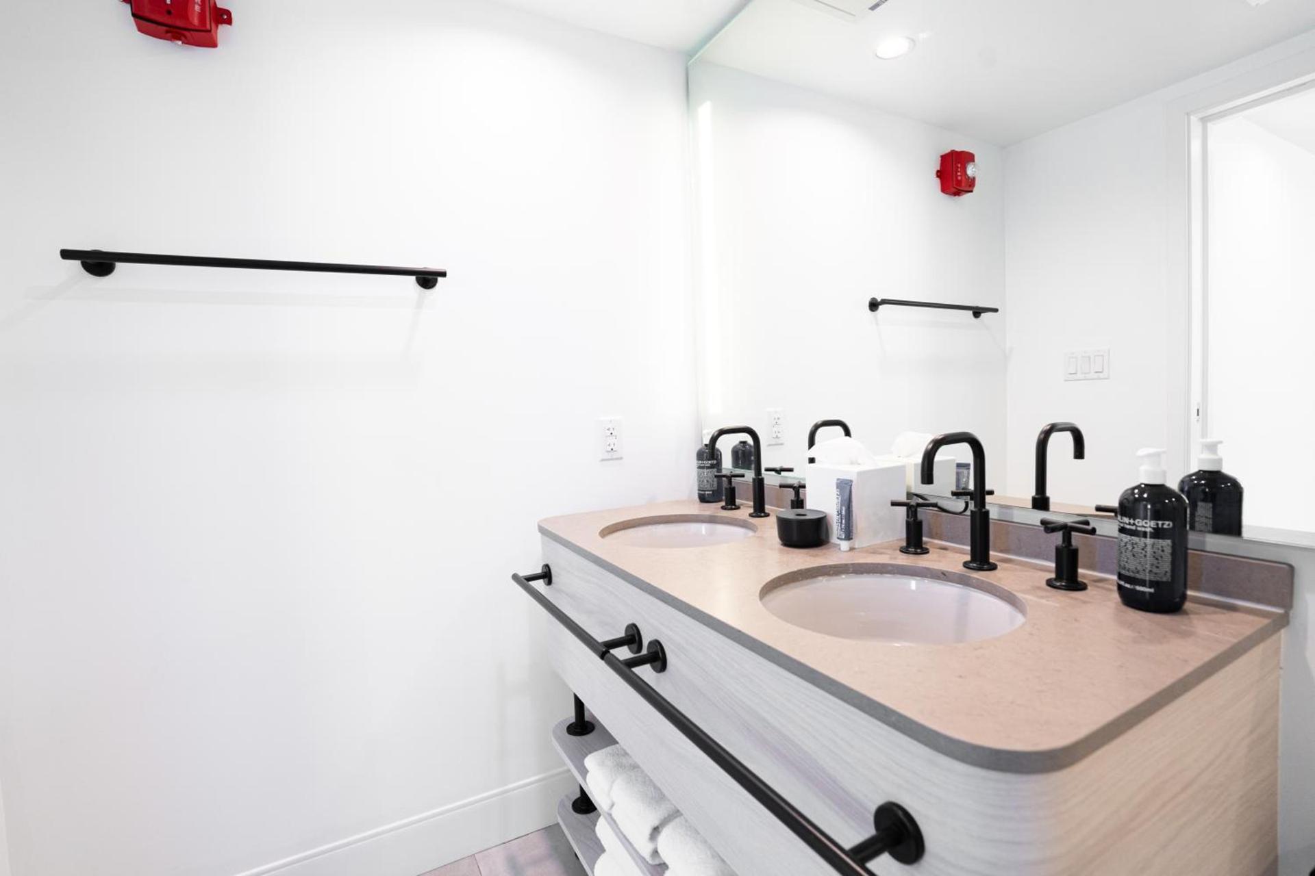 Hotel Greystone - Adults Only photo 21