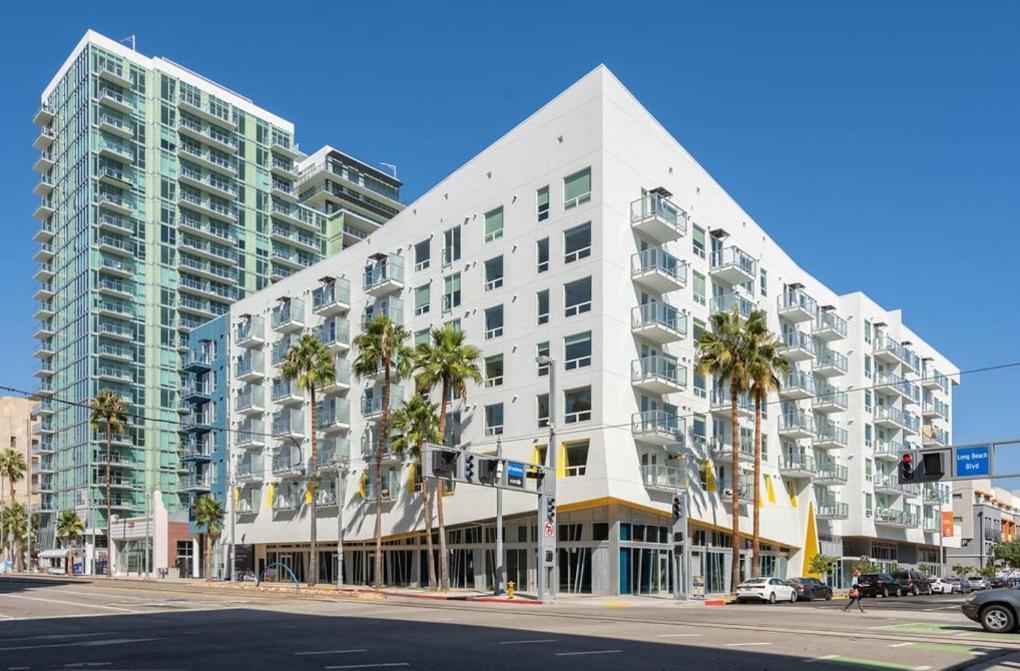 Level Long Beach - East Village photo 1