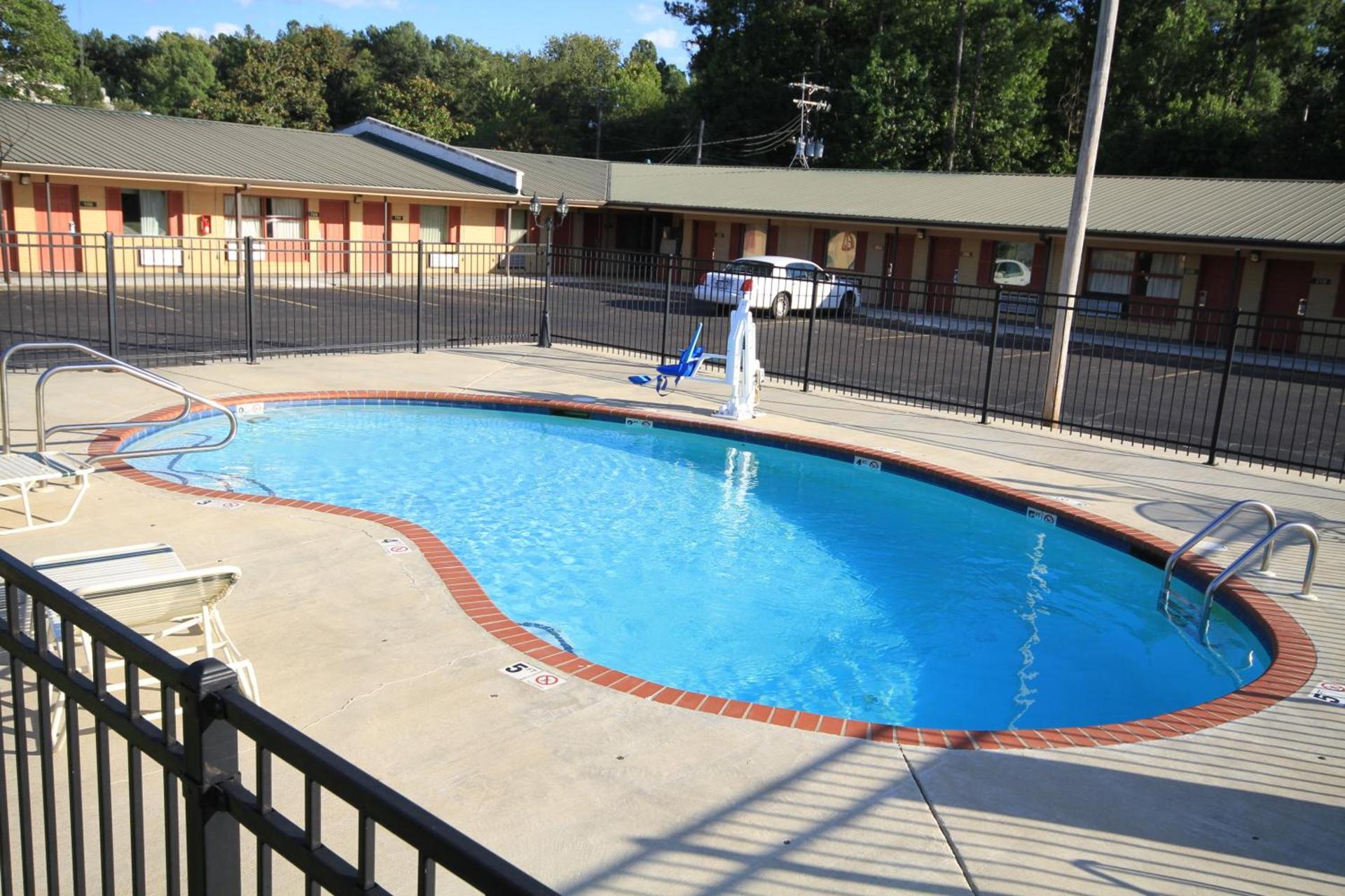 Holiday Terrace Motel photo 2