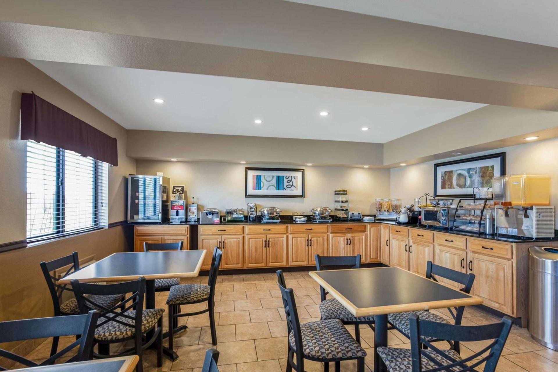 Best Western U.S. Inn photo 8