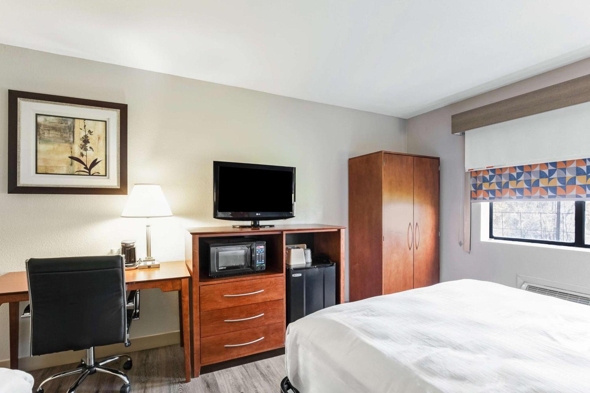 Best Western U.S. Inn photo 11