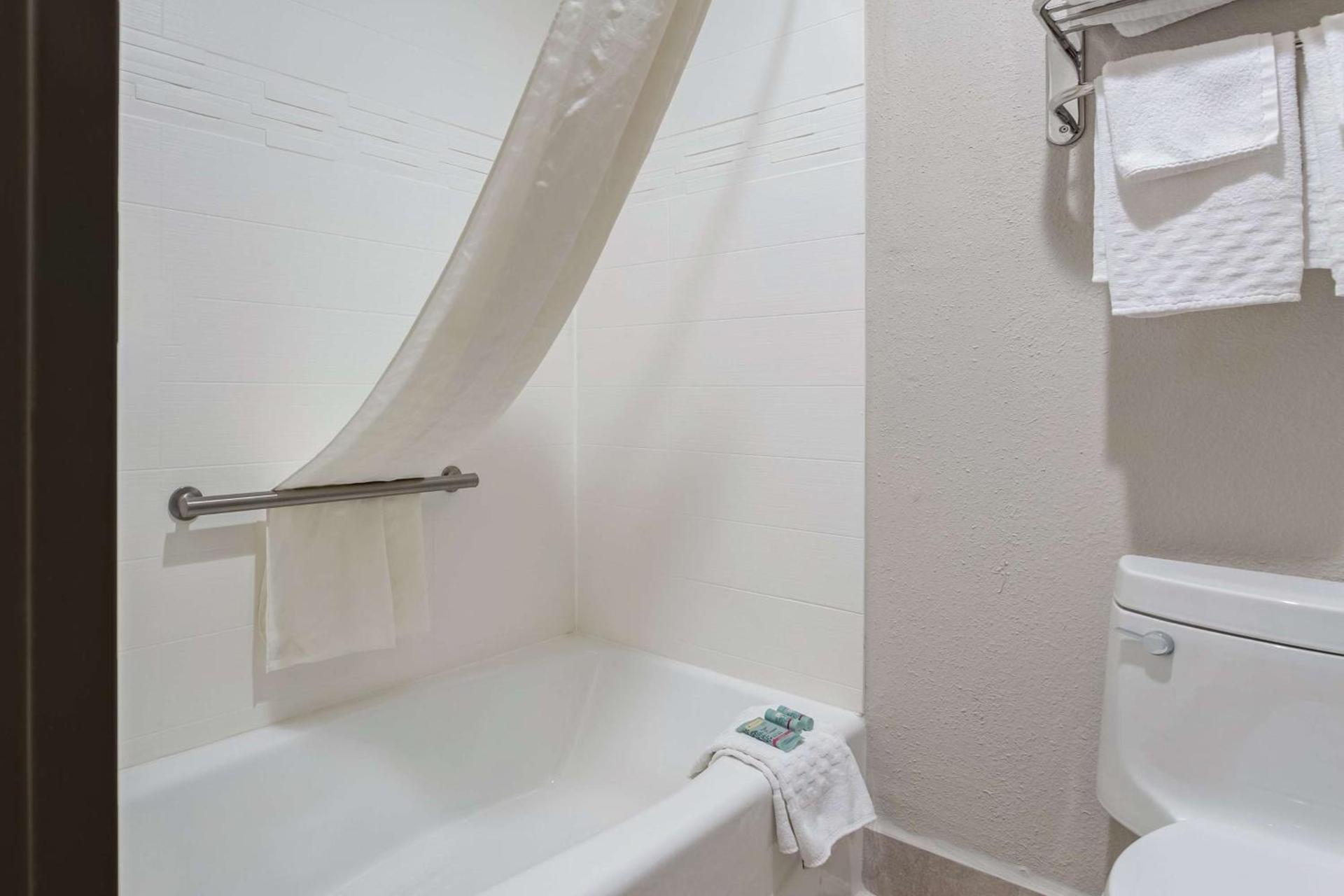Best Western U.S. Inn photo 27