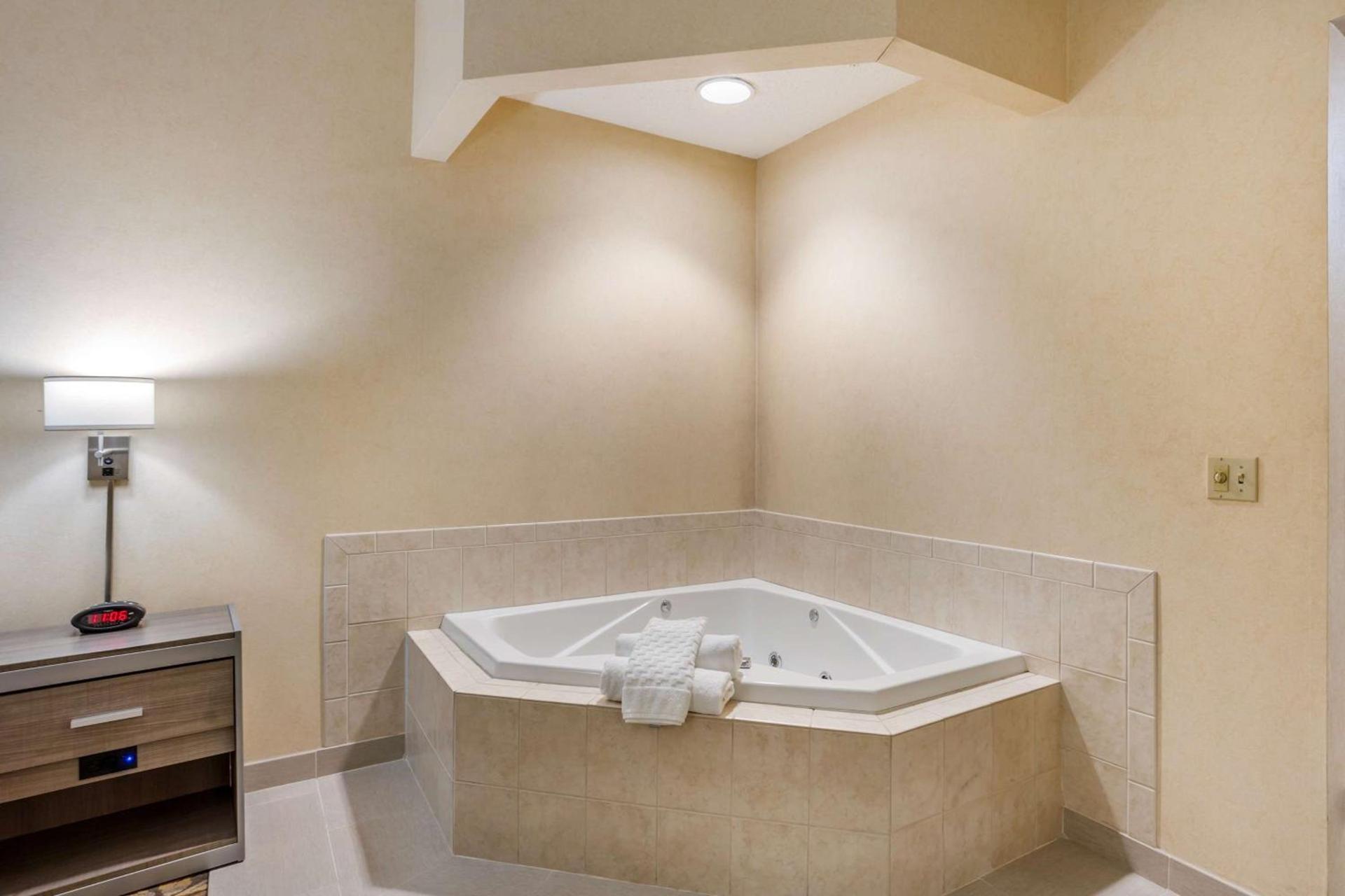 Best Western Danville Inn photo 14