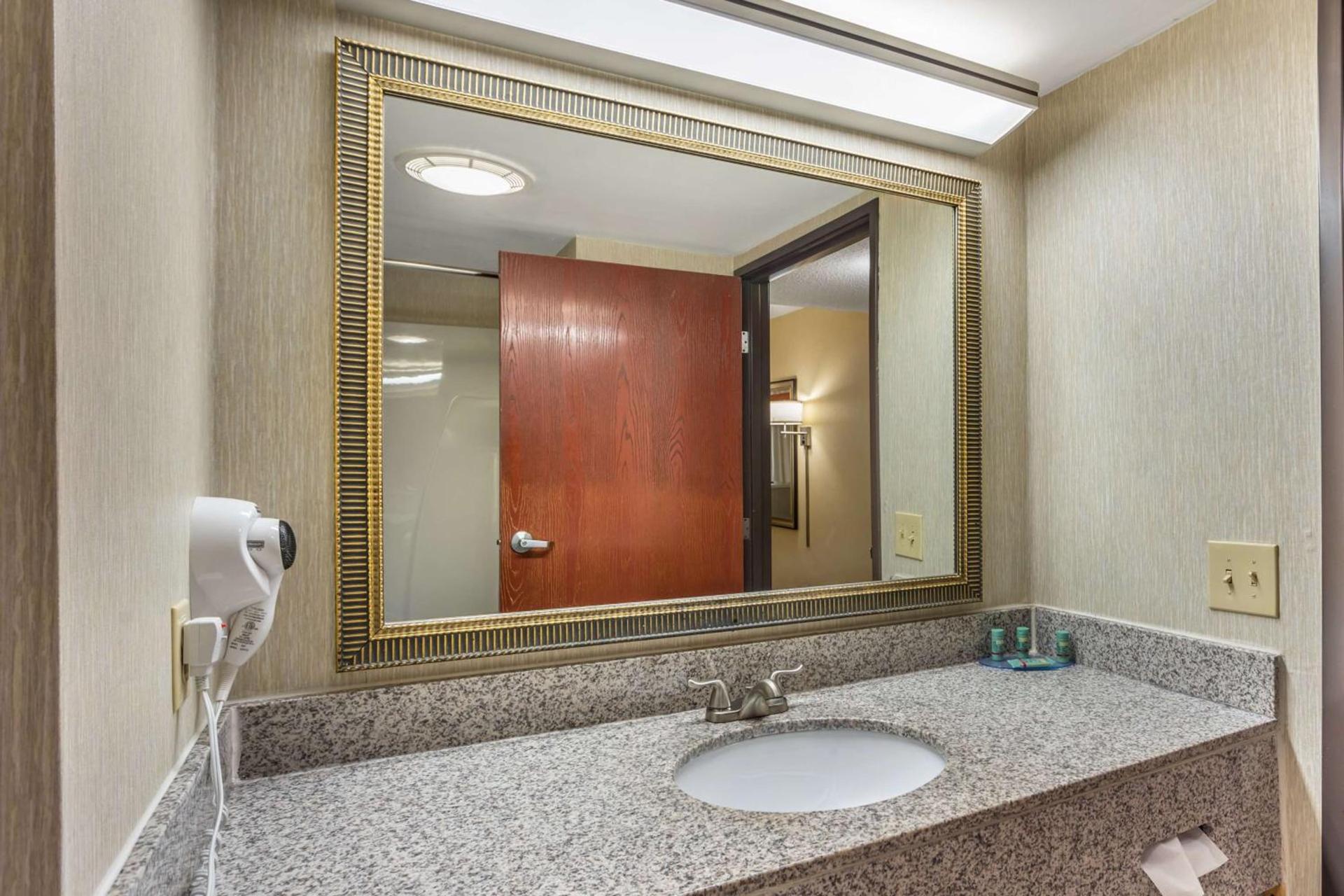 Best Western Danville Inn photo 27