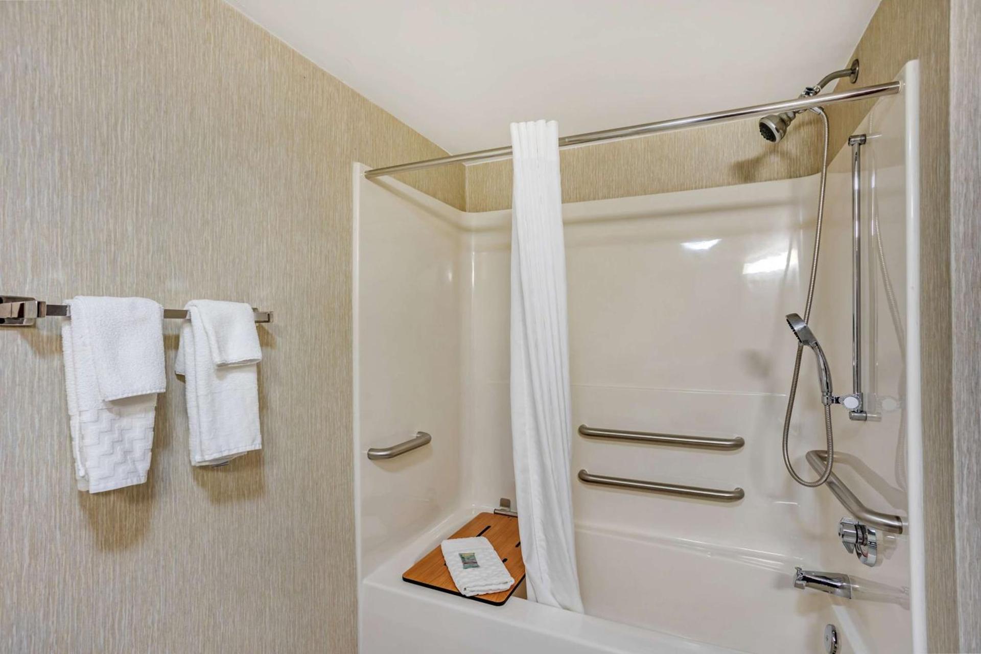 Best Western Danville Inn photo 29