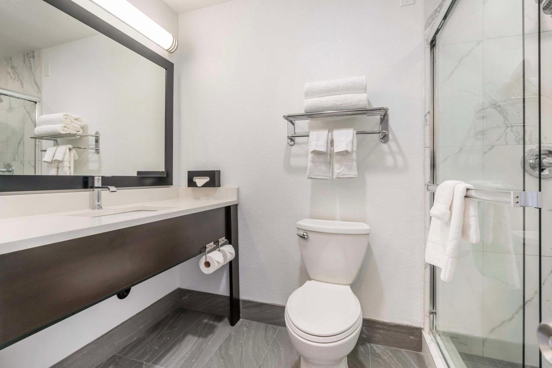 Best Western Inn of Vancouver photo 31