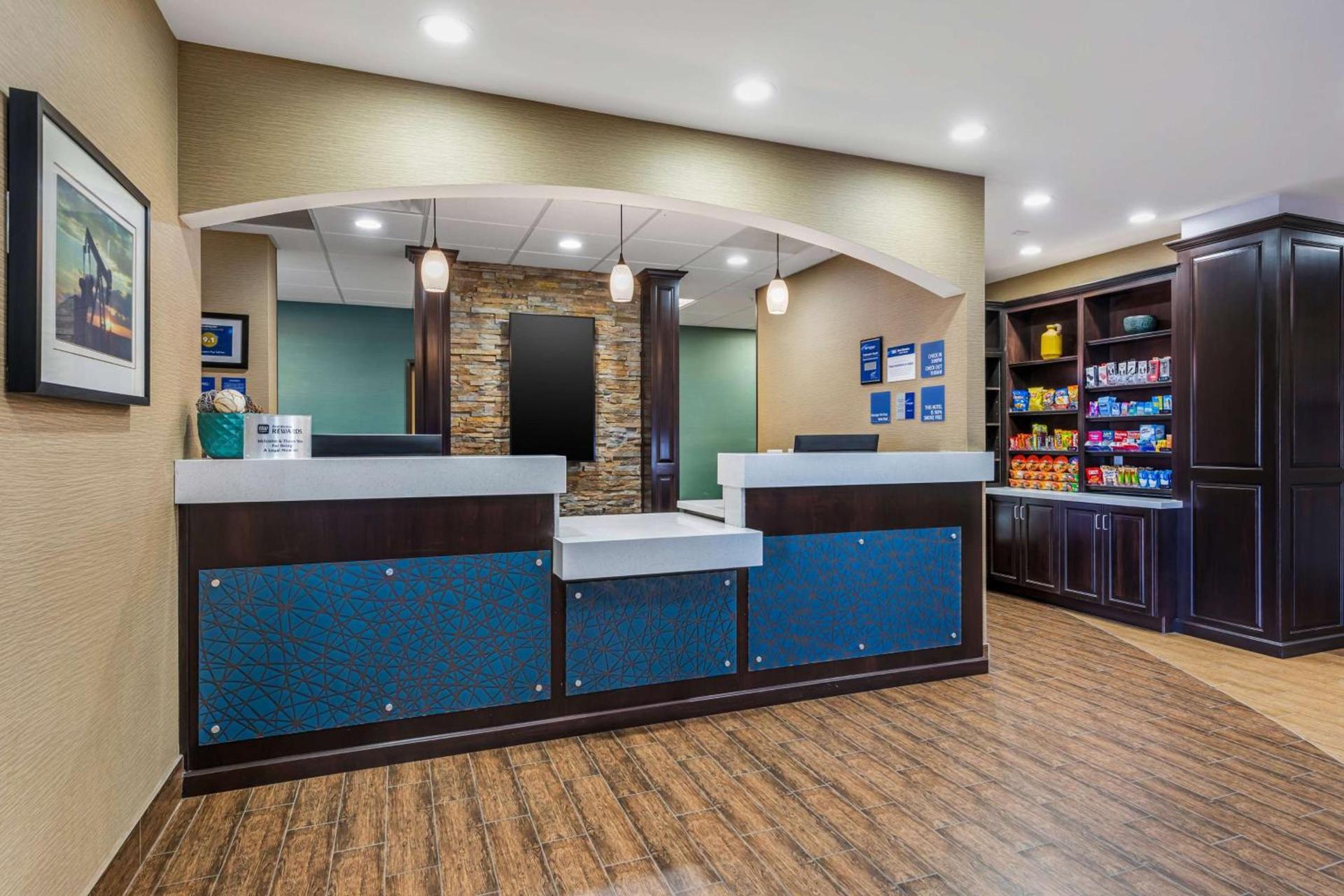 Best Western Plus Taft Inn photo 12