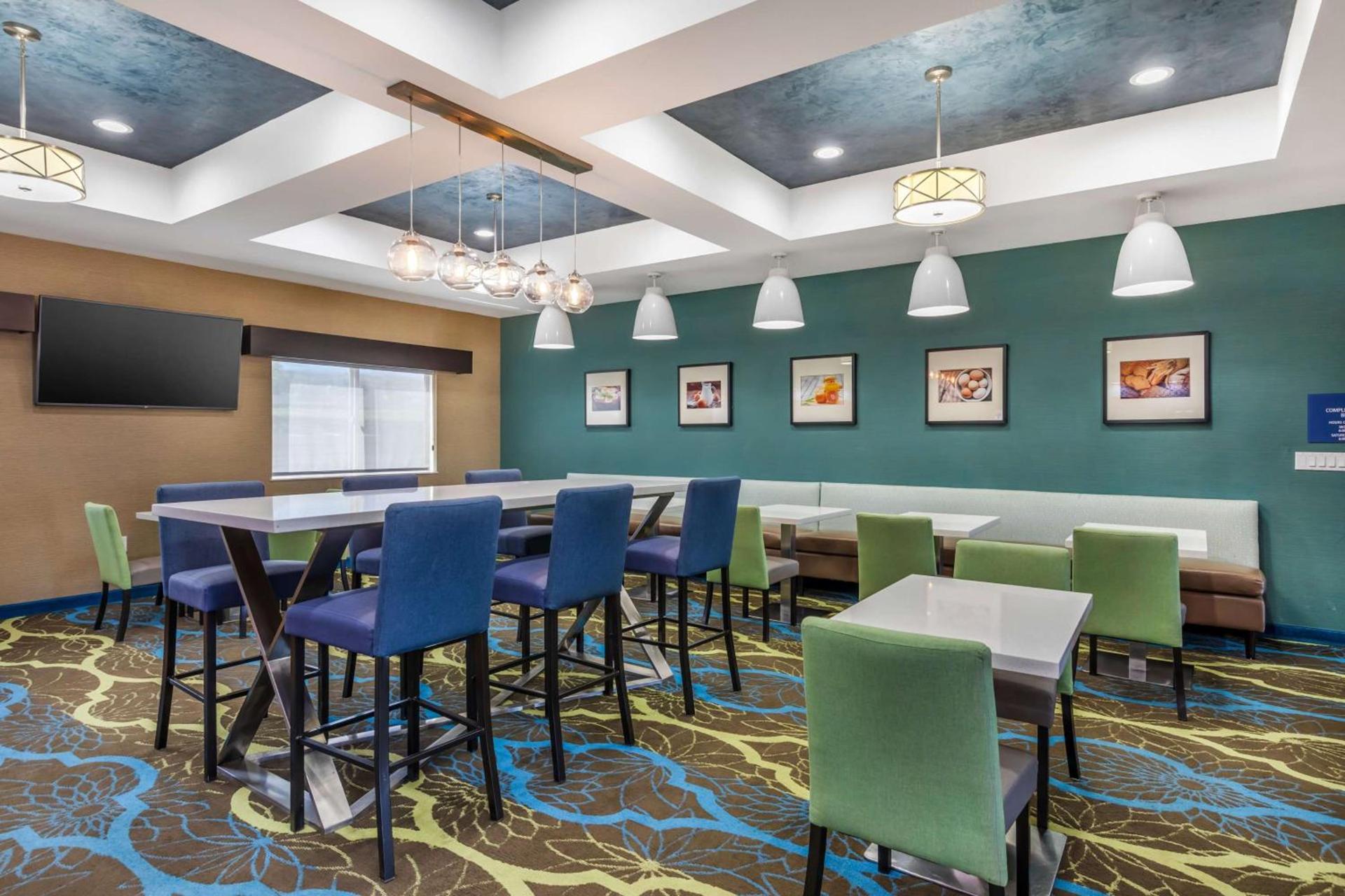 Best Western Plus Taft Inn photo 17