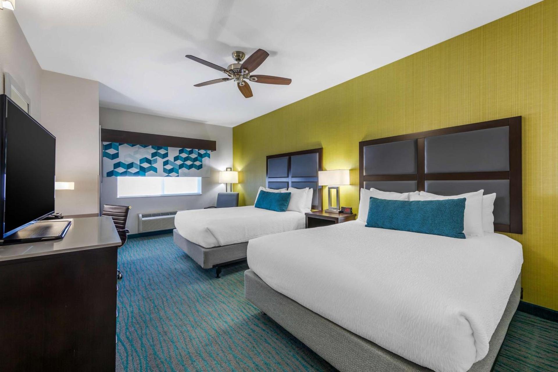 Best Western Plus Taft Inn photo 10