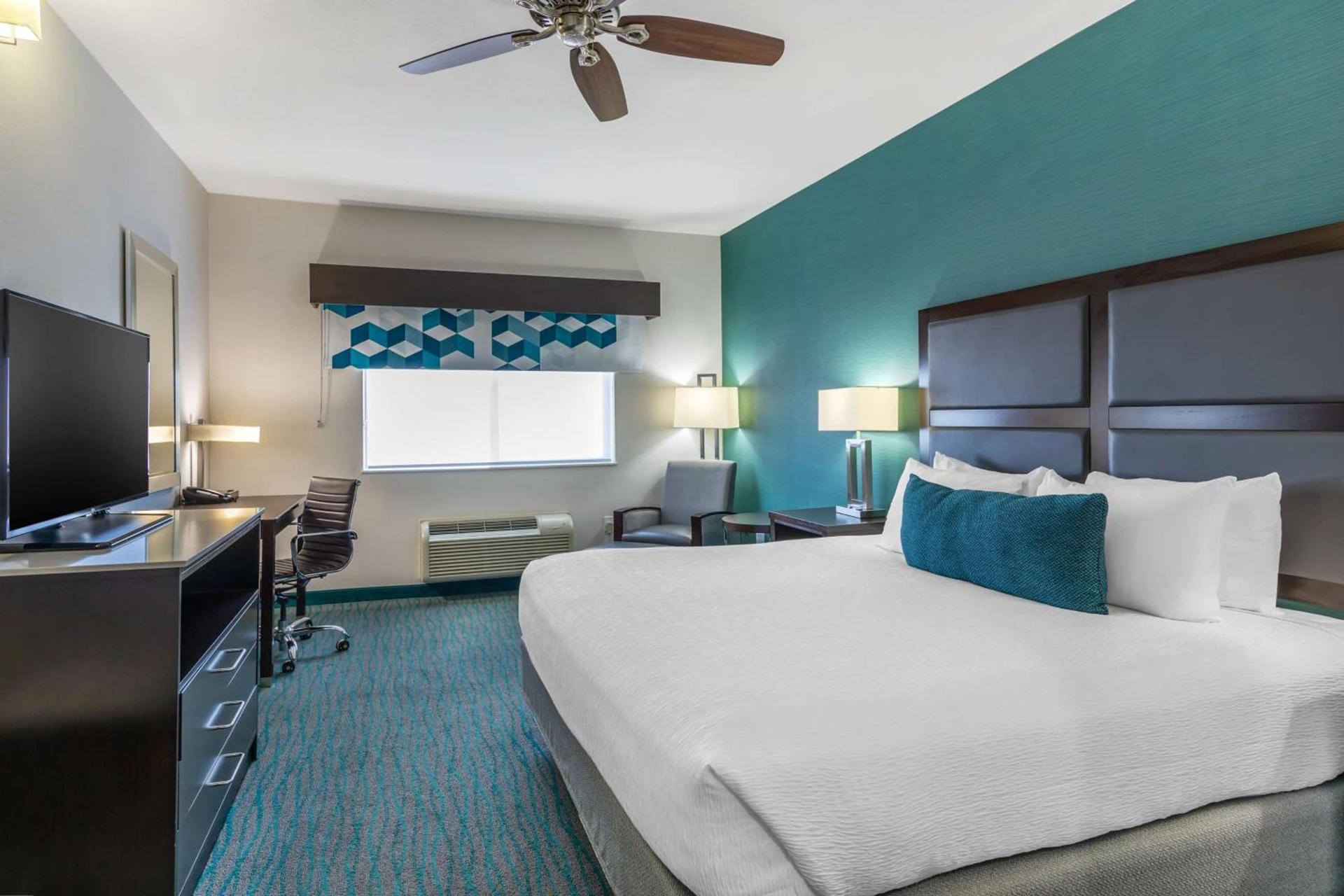 Best Western Plus Taft Inn photo 34