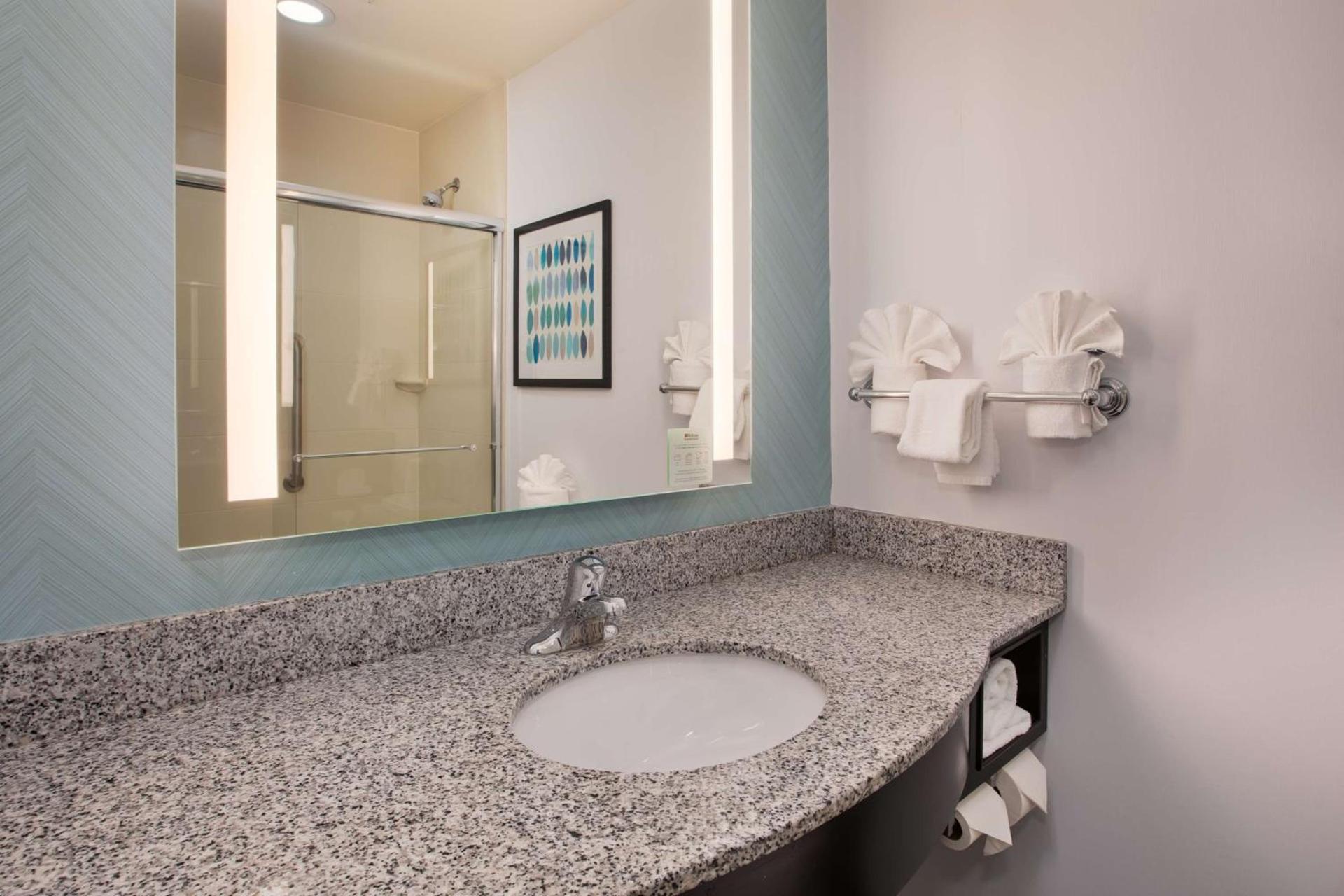 Hilton Garden Inn Benton Harbor photo 24