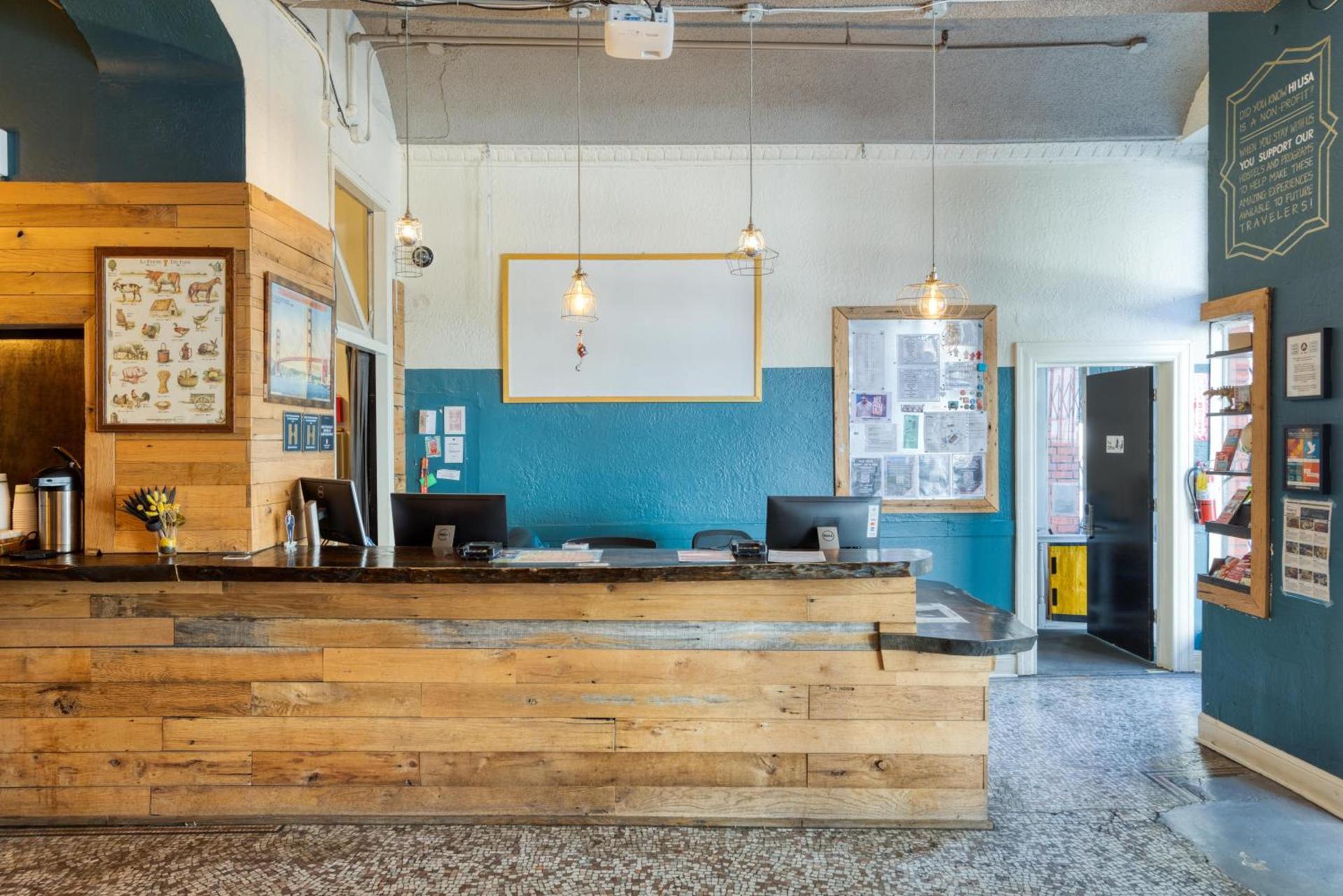 HI San Francisco Downtown Hostel photo 16