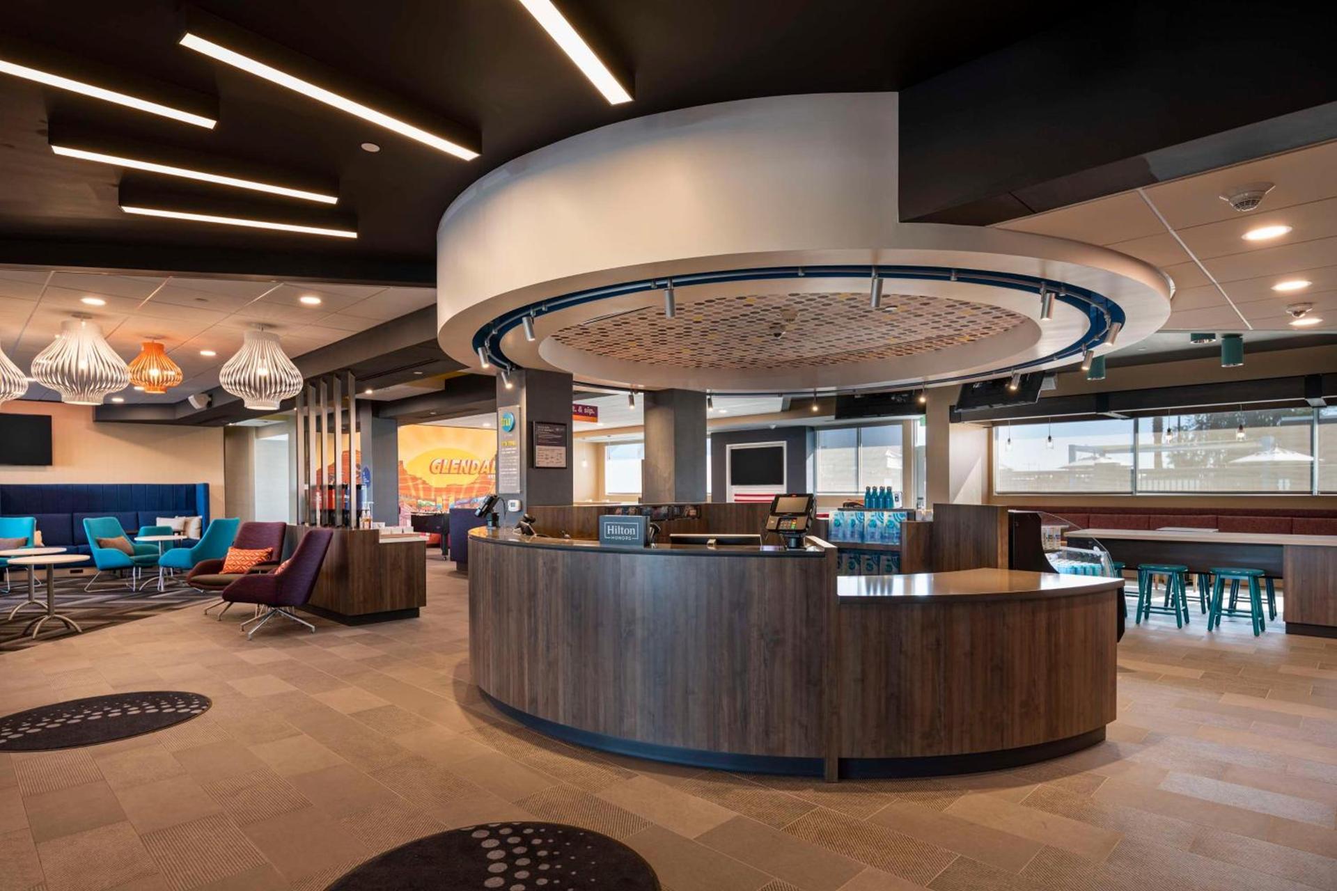 Tru By Hilton Phoenix Glendale Westgate photo 11