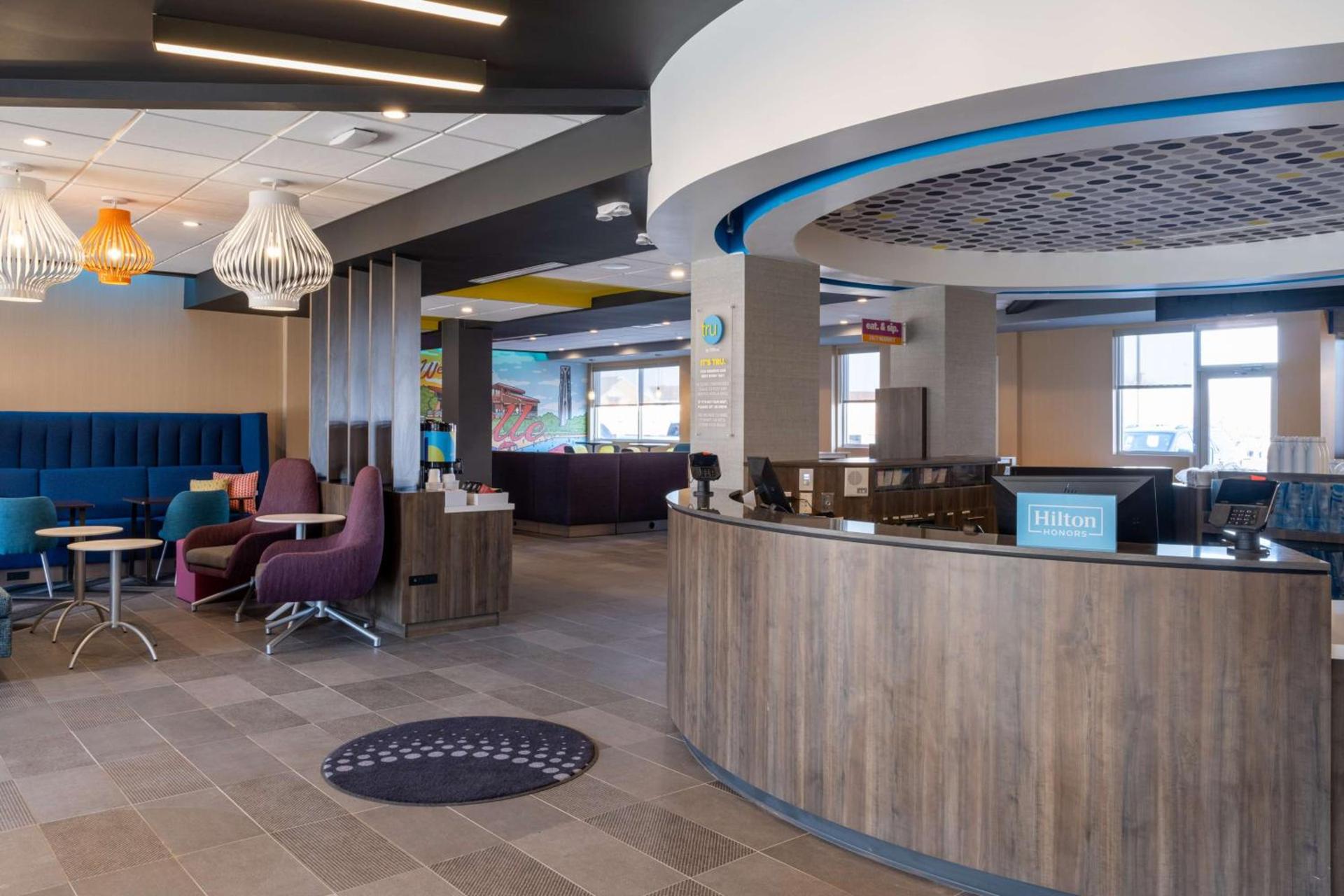 Tru By Hilton Naperville Chicago photo 10