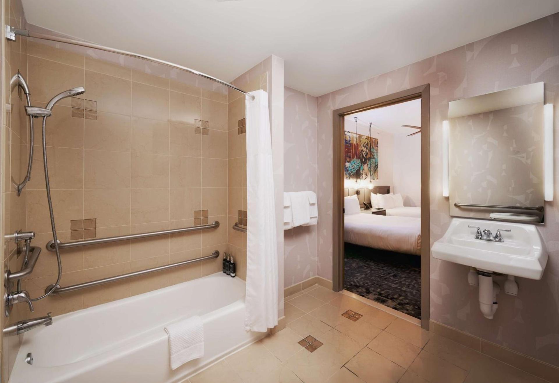 The Barnes San Francisco, Tapestry Collection by Hilton photo 39