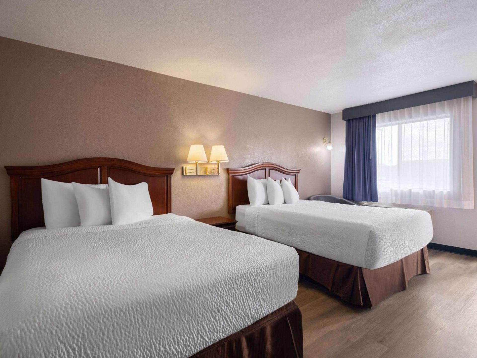 Travelodge by Wyndham Tucson AZ photo 9
