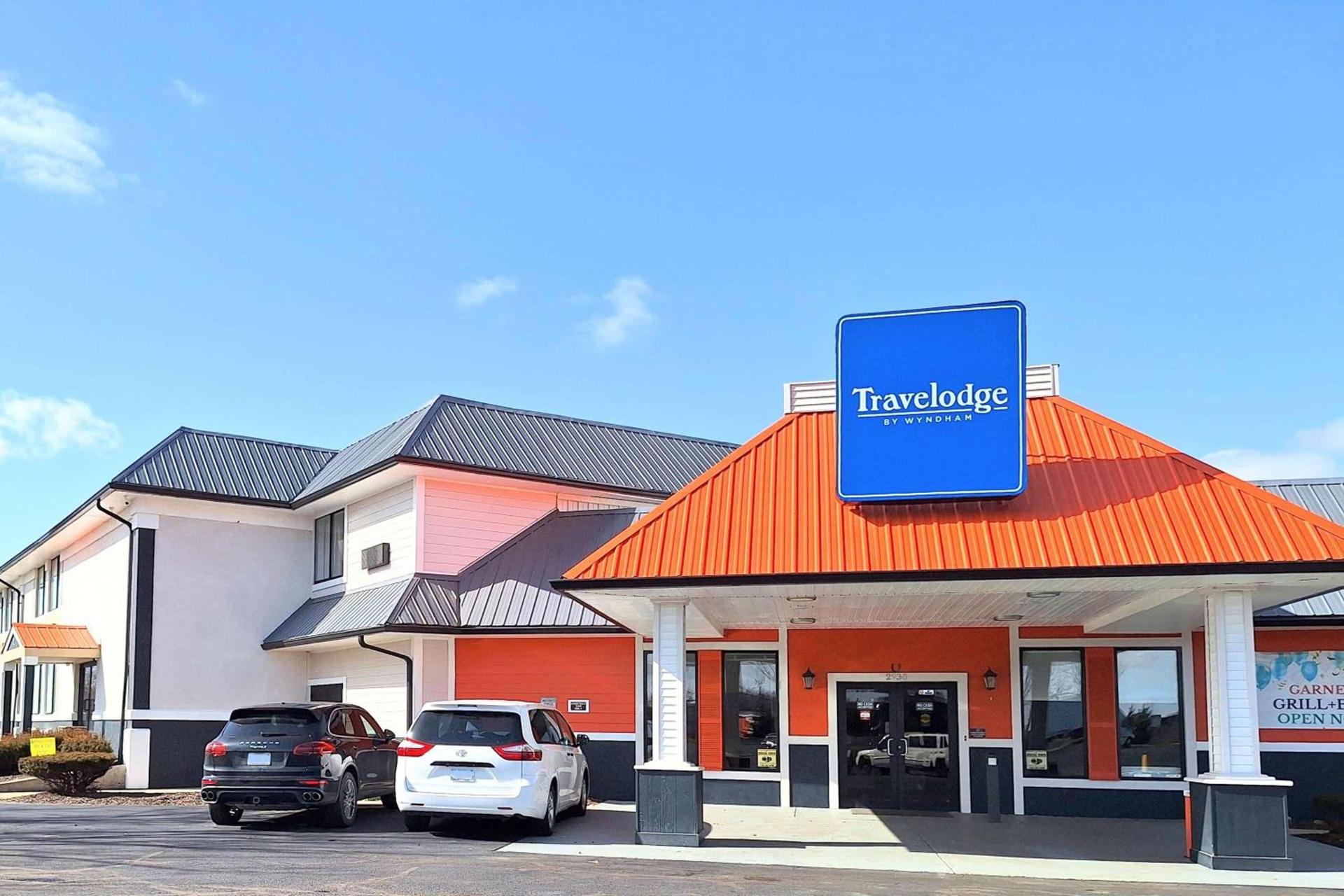 Travelodge by Wyndham Indianapolis Speedway photo 2