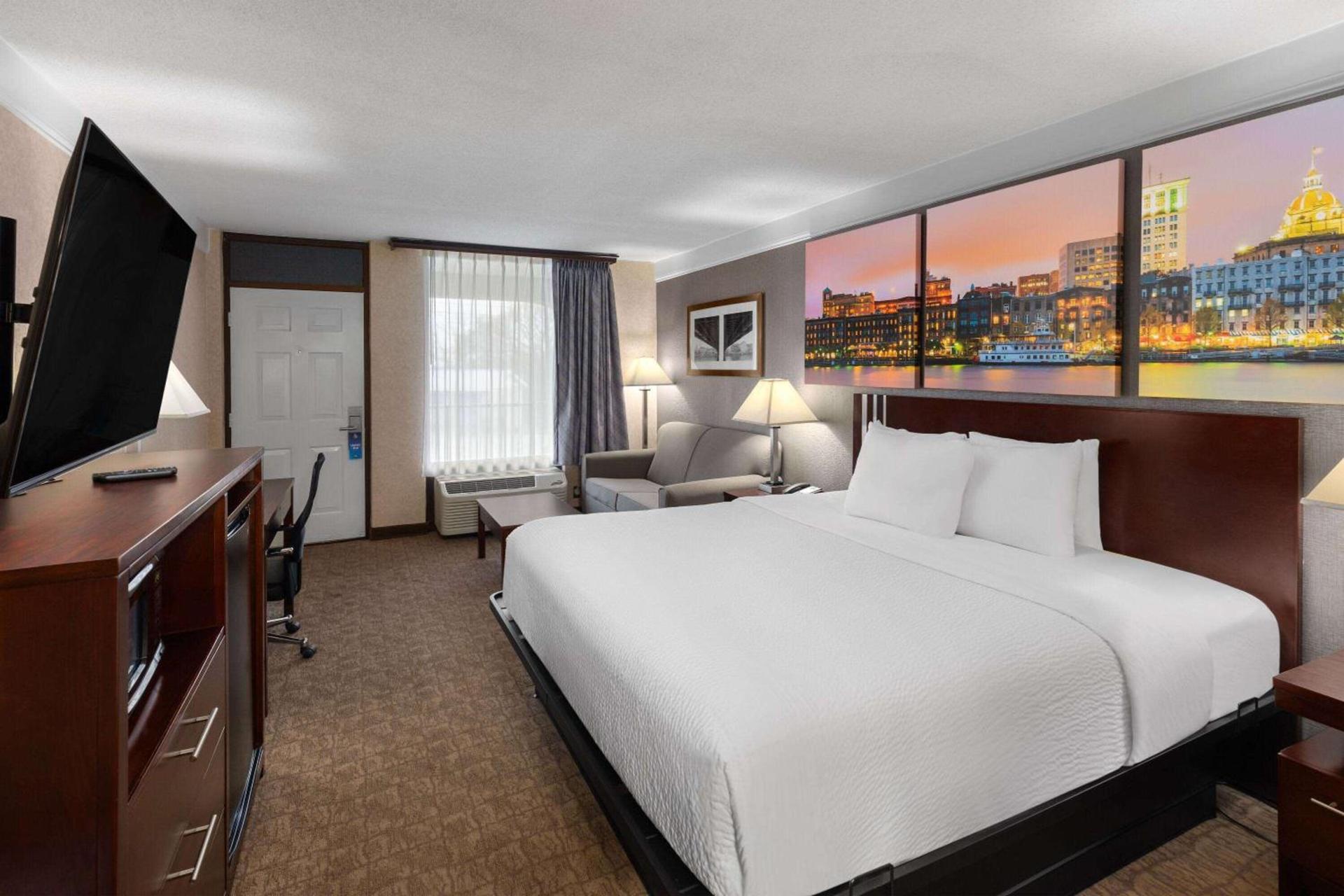 Days Inn by Wyndham Columbia Kentucky photo 29