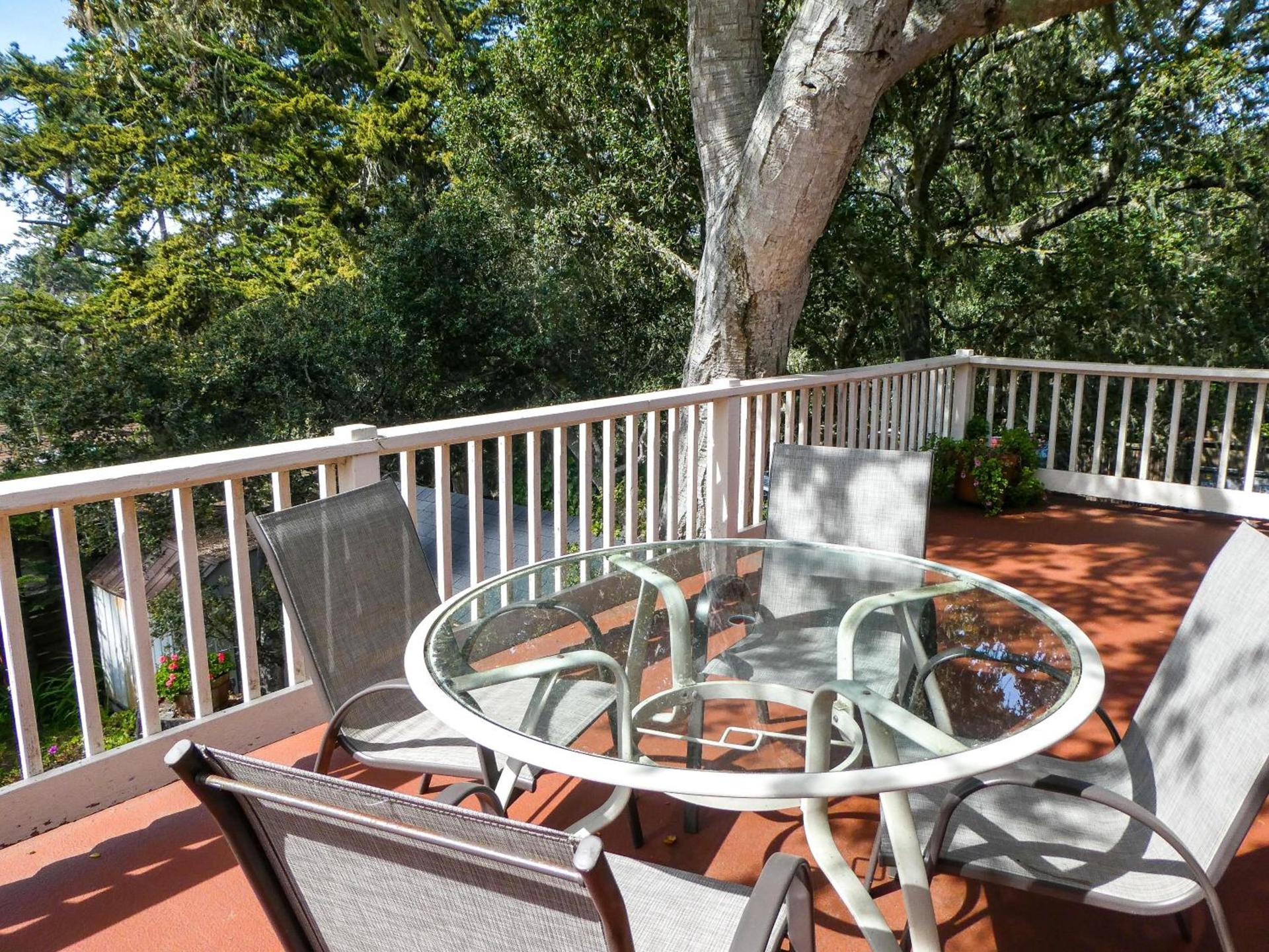 Carmel Fireplace Inn photo 4