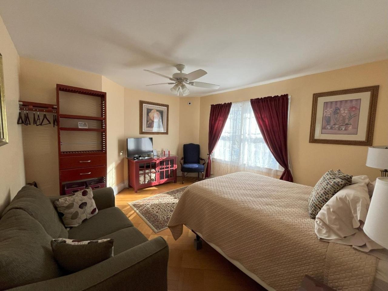 Saltair Inn Waterfront B&B photo 75
