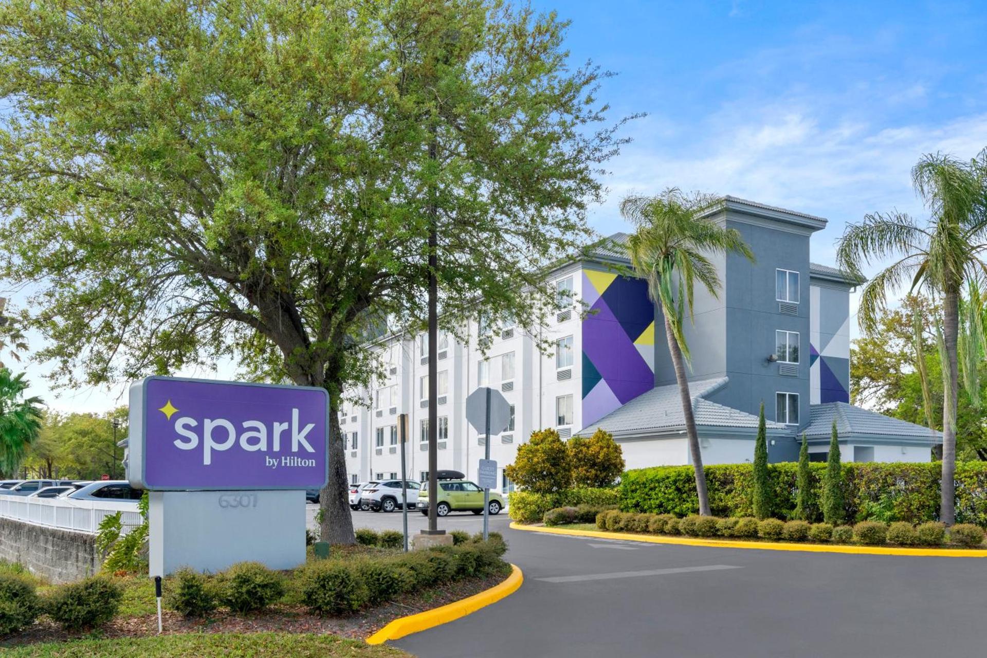 Spark by Hilton Orlando near SeaWorld photo 27