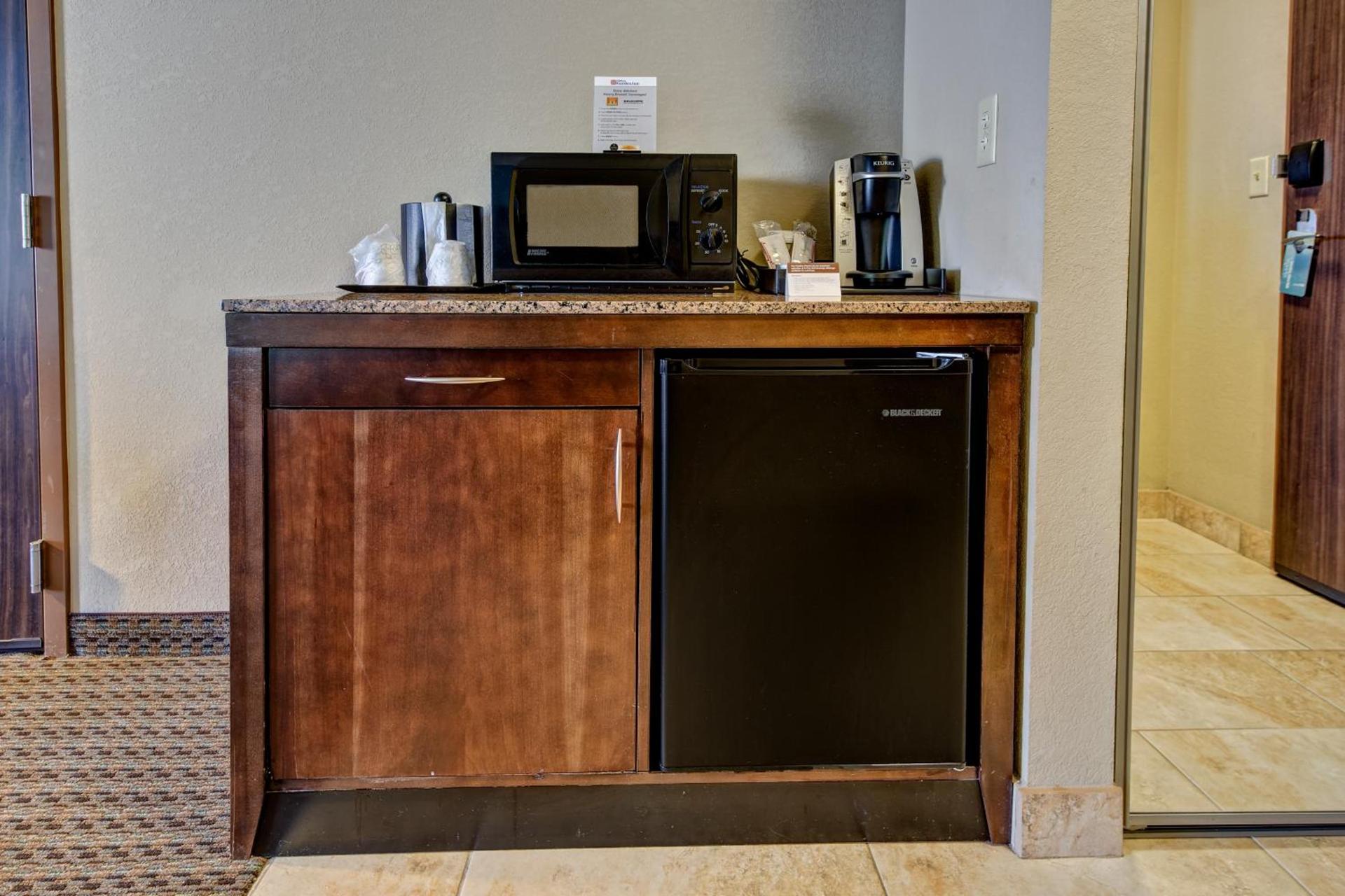 Hilton Garden Inn Midtown Tulsa photo 34