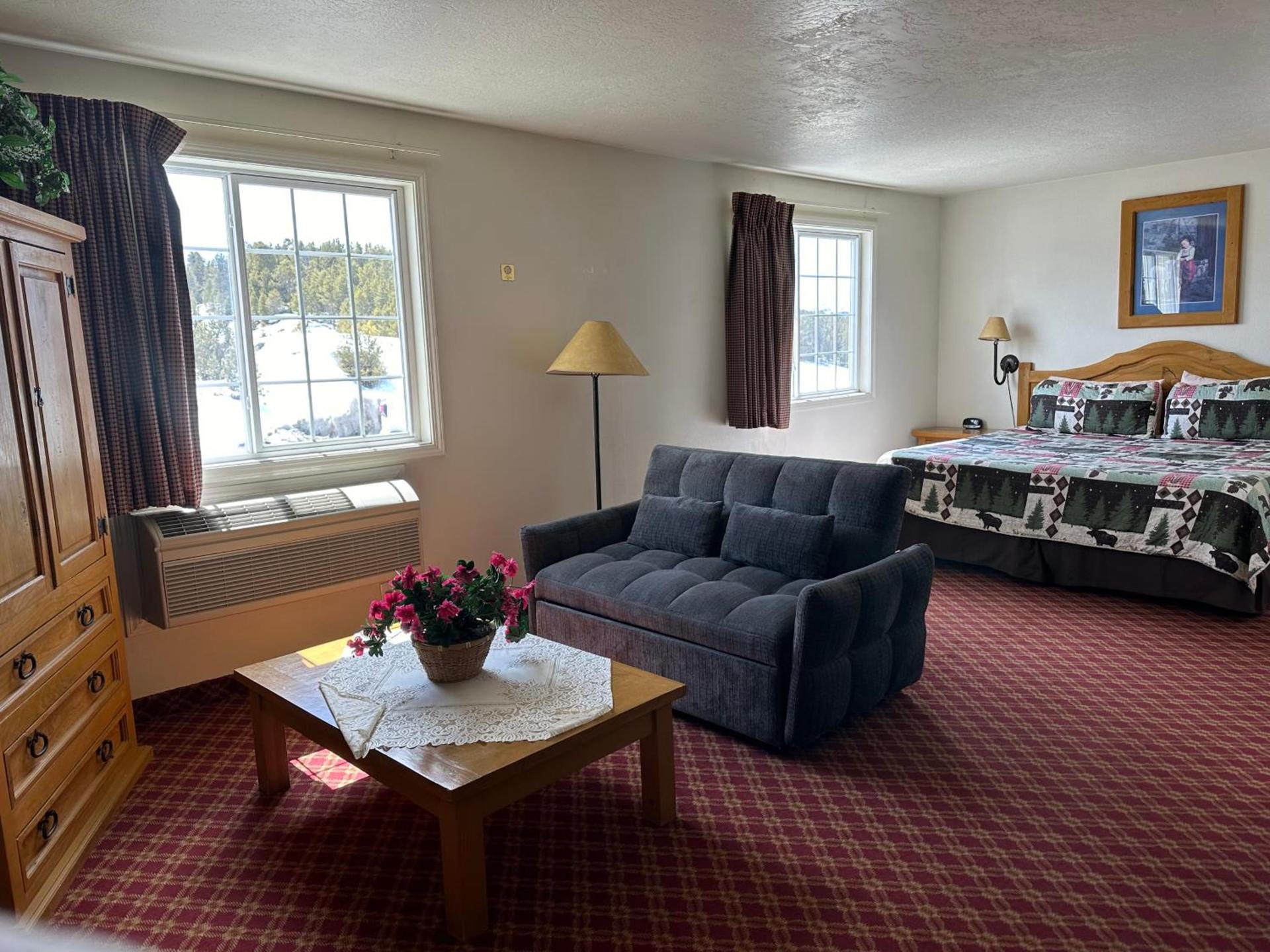 Columbine Inn and Suites photo 13