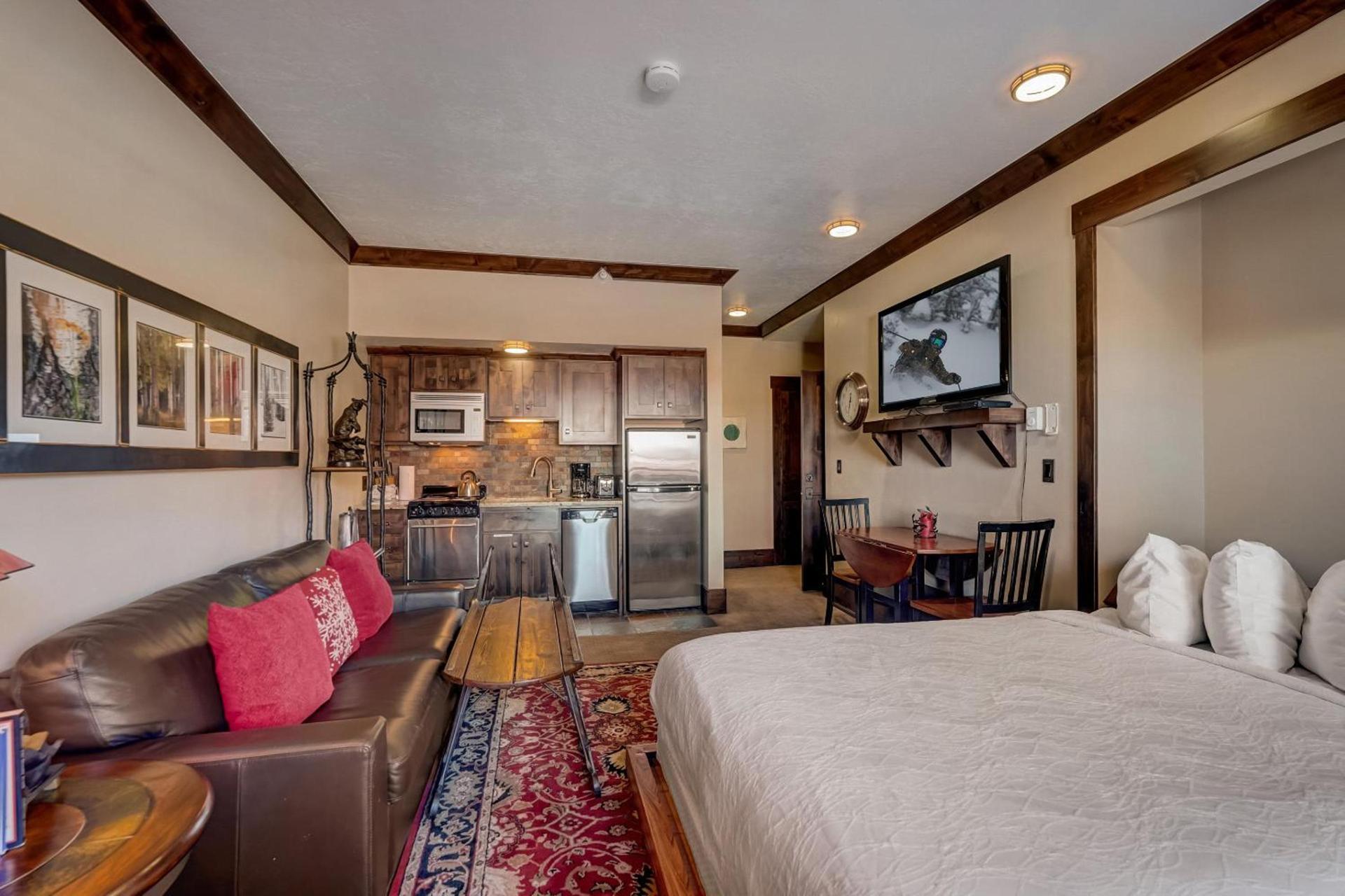 The Lodge at the Mountain Village by All Seasons Resort Lodging photo 99