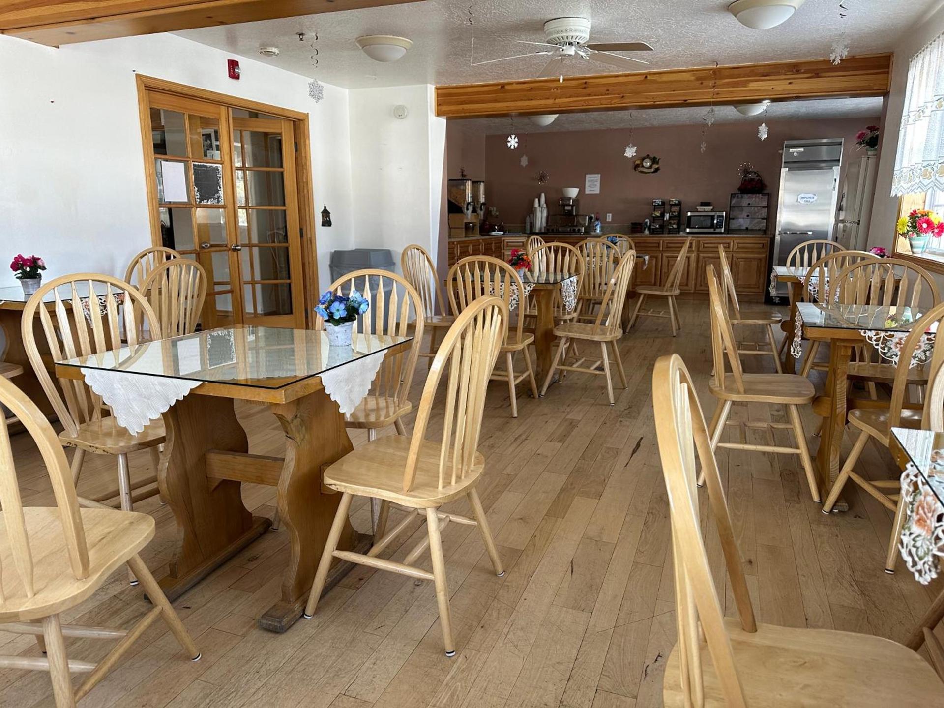 Columbine Inn and Suites photo 5