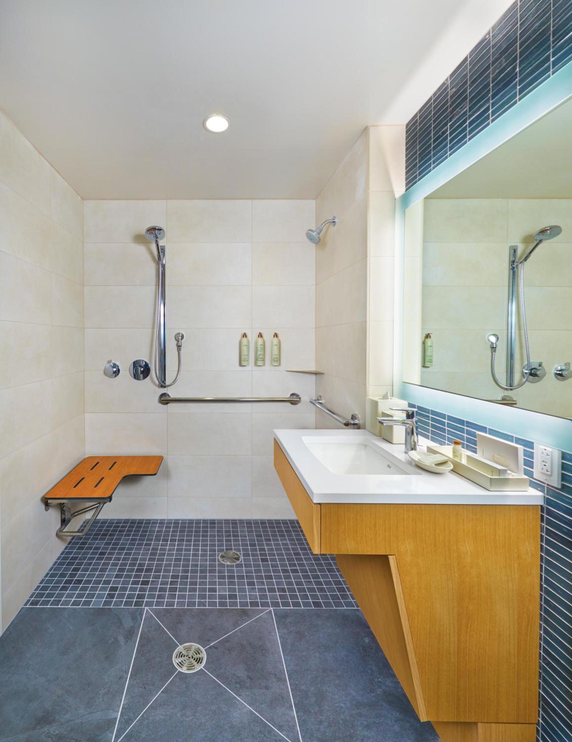 Renaissance Honolulu Hotel & Spa photo 81