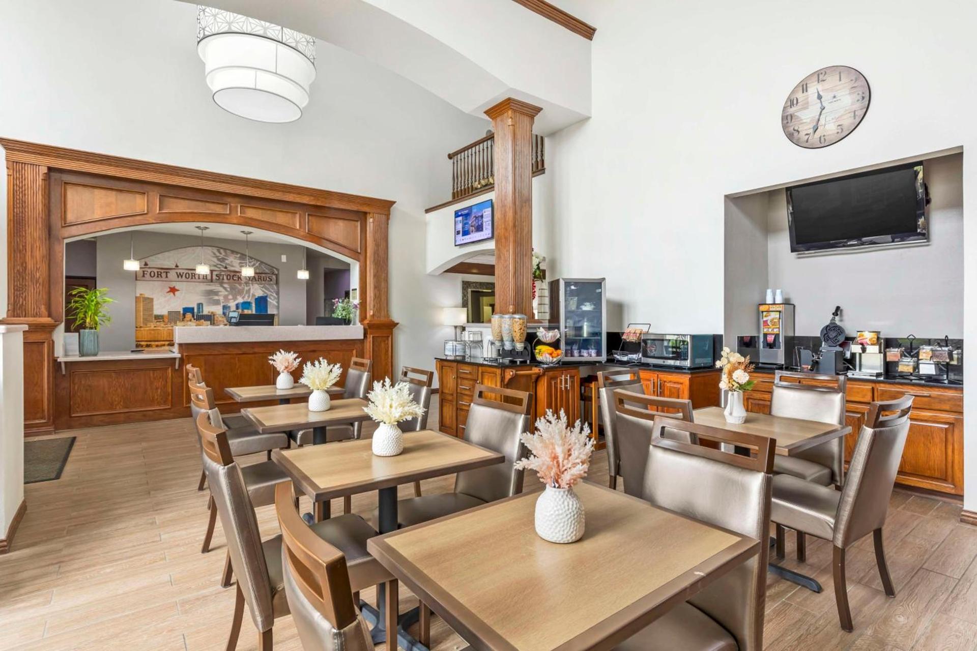 Best Western Fort Worth Inn & Suites photo 3
