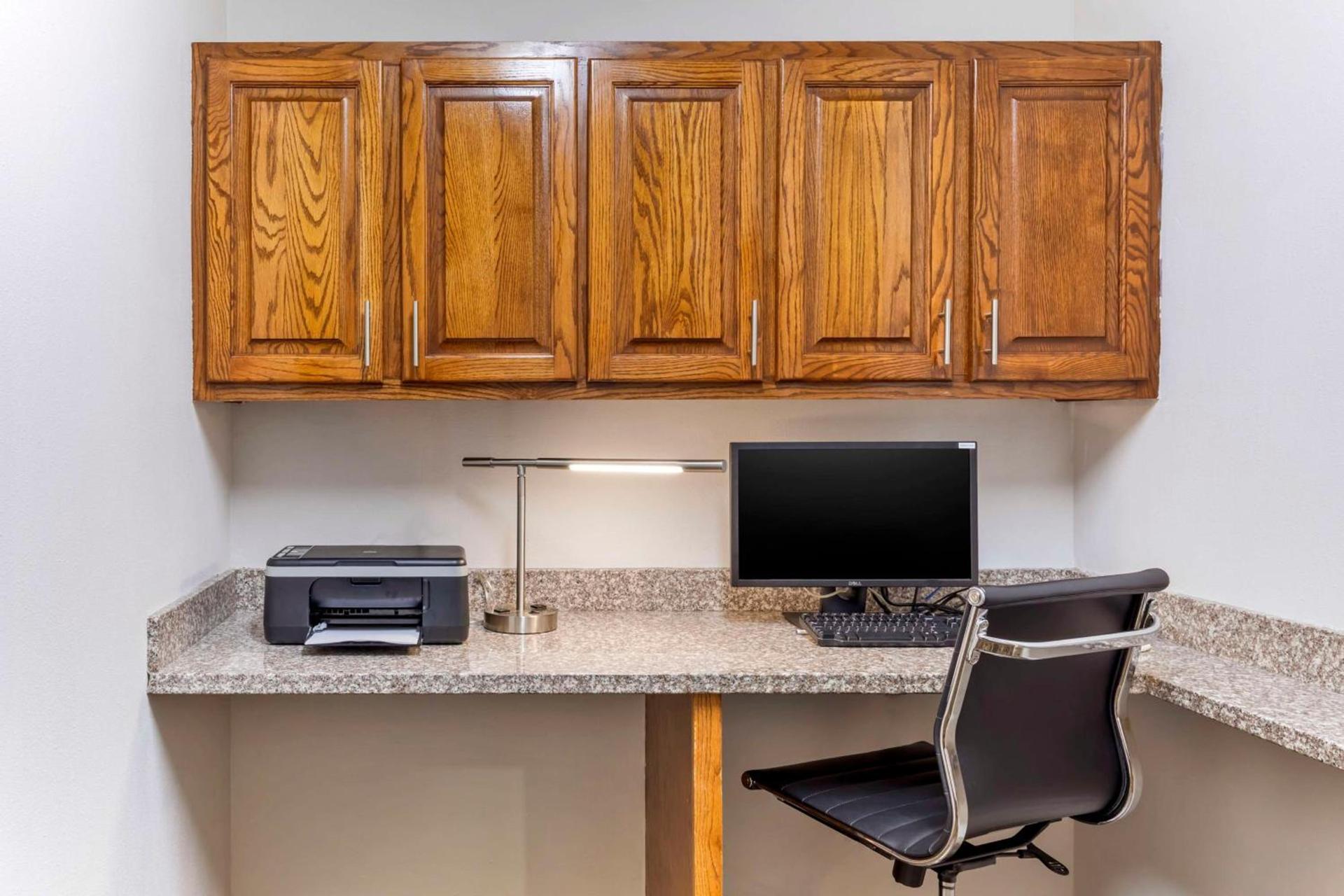 Best Western Fort Worth Inn & Suites photo 33