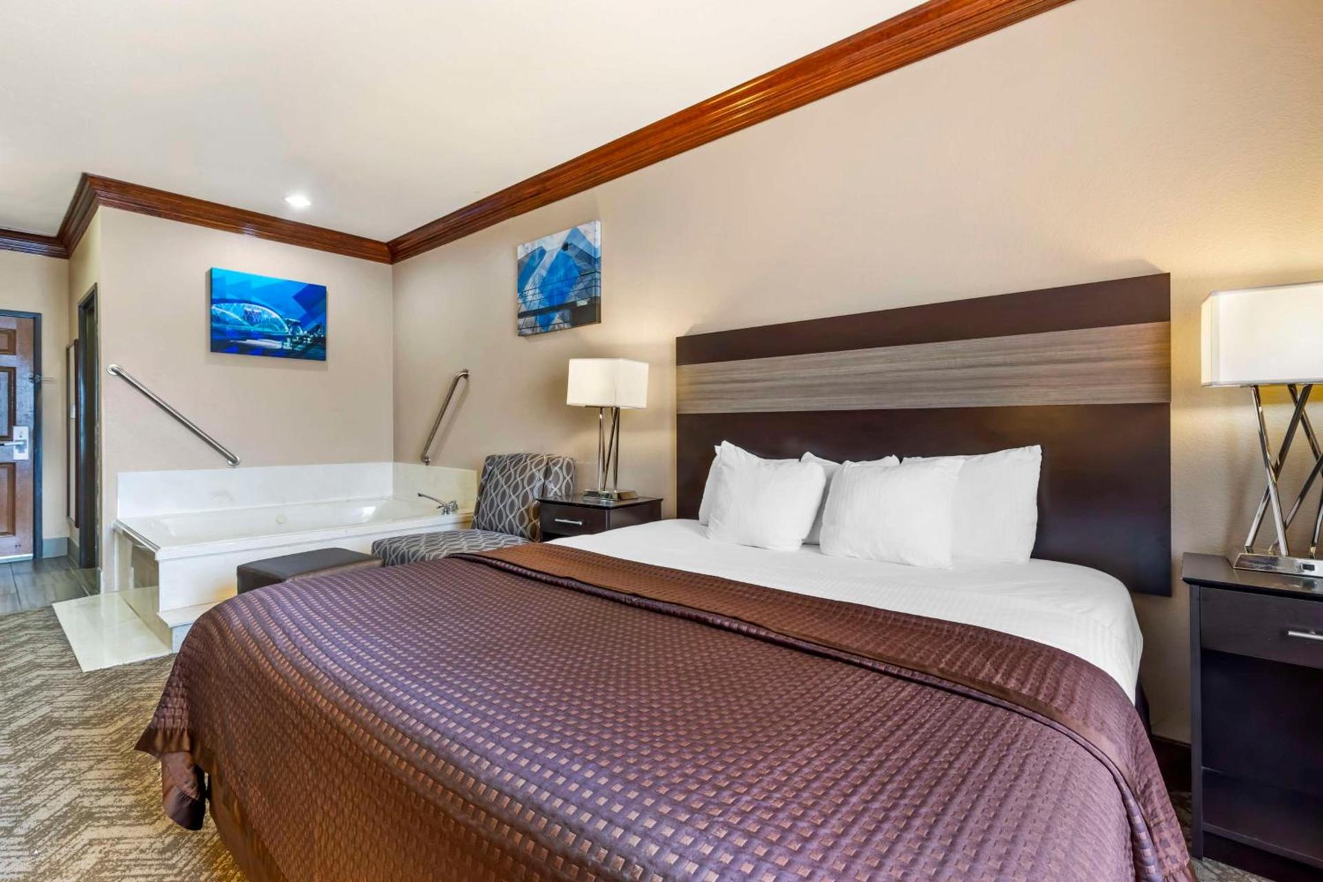 Best Western Fort Worth Inn & Suites photo 23