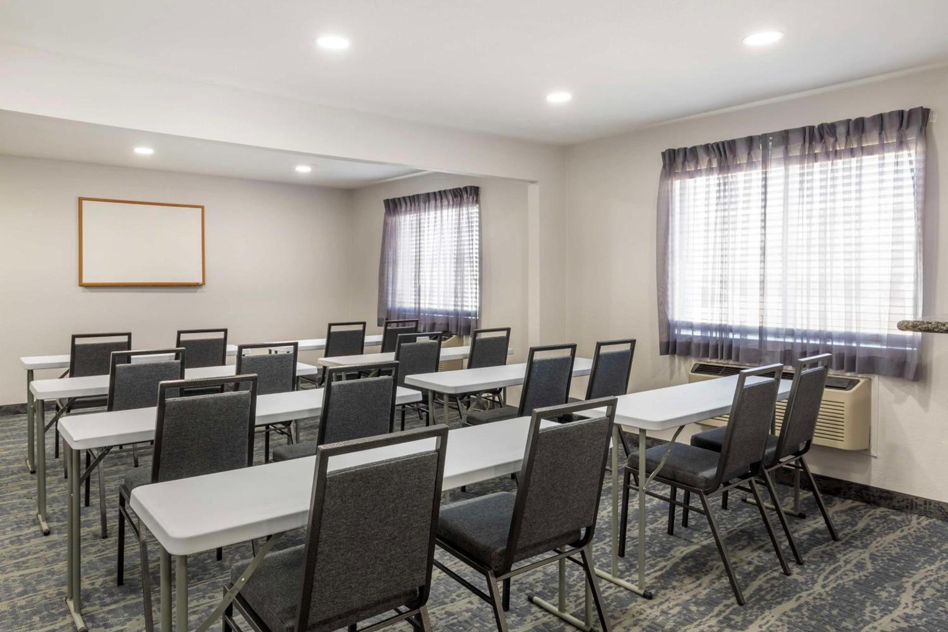 Best Western North Side Inn photo 22