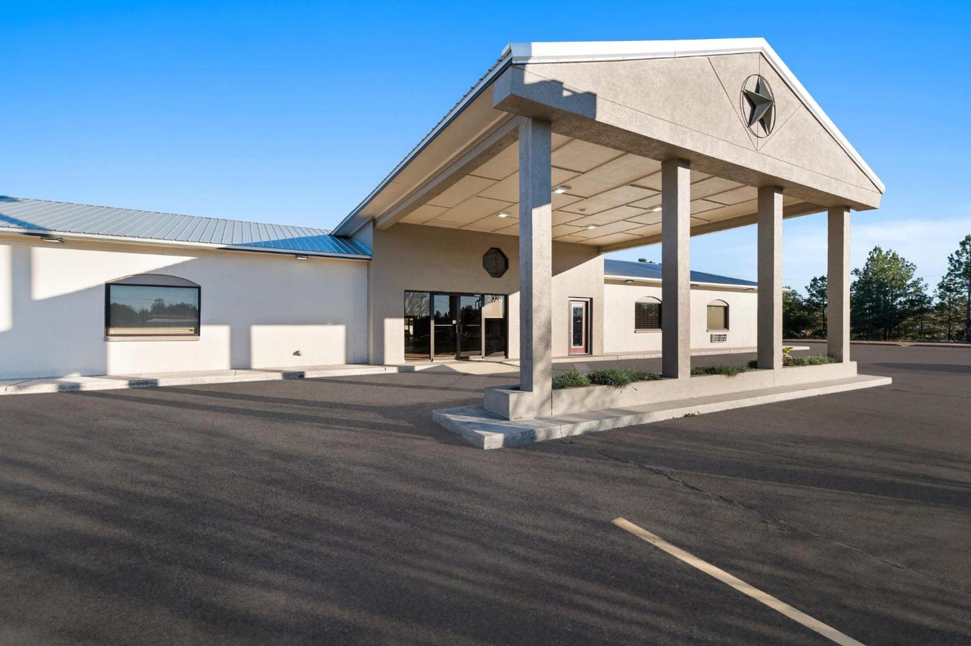 Red Roof Inn Nacogdoches photo 3