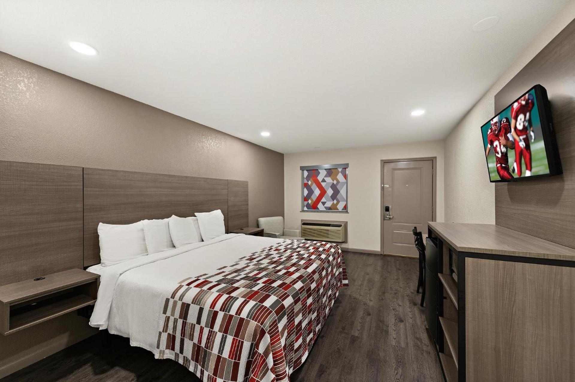 Red Roof Inn Nacogdoches photo 28