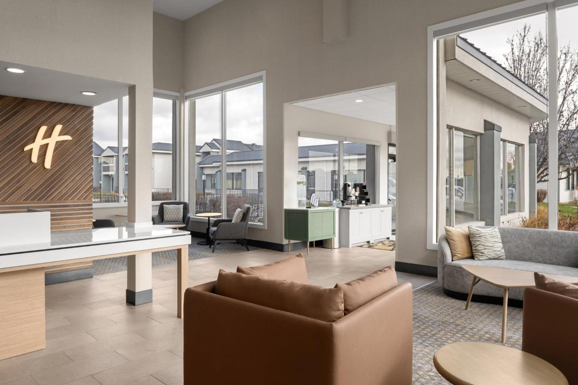 Holiday Inn Ontario by IHG photo 25
