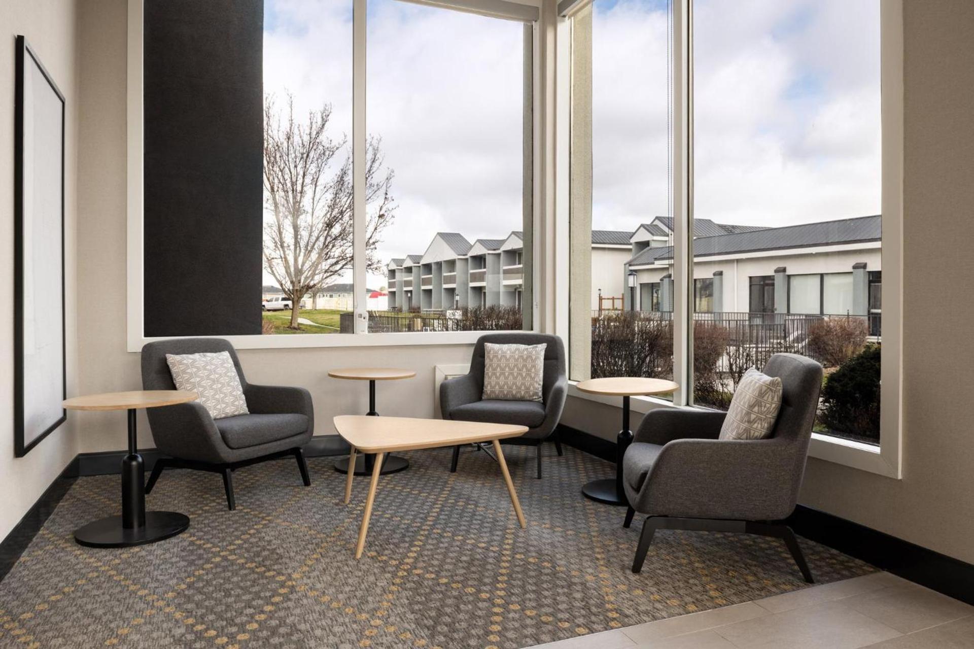 Holiday Inn Ontario by IHG photo 35