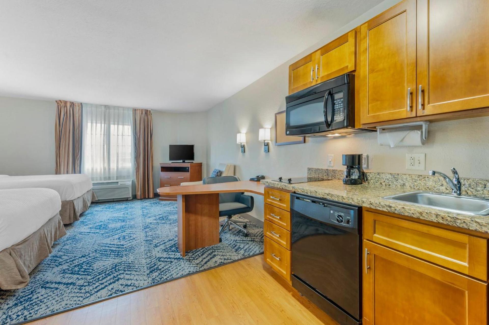 Candlewood Suites Indianapolis East by IHG photo 52