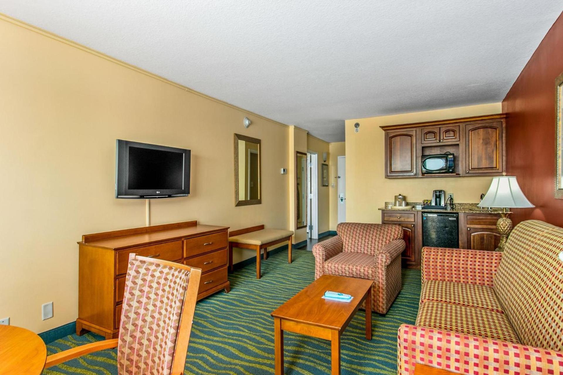 Holiday Inn & Suites Clearwater Beach by IHG photo 75