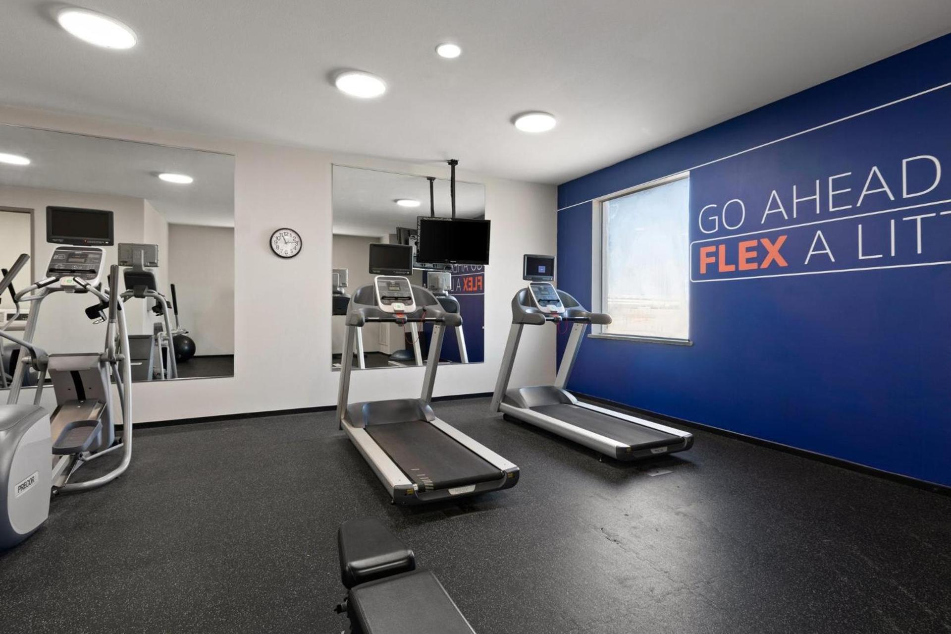 Holiday Inn Express & Suites Oklahoma City NW - Quail Springs by IHG photo 21
