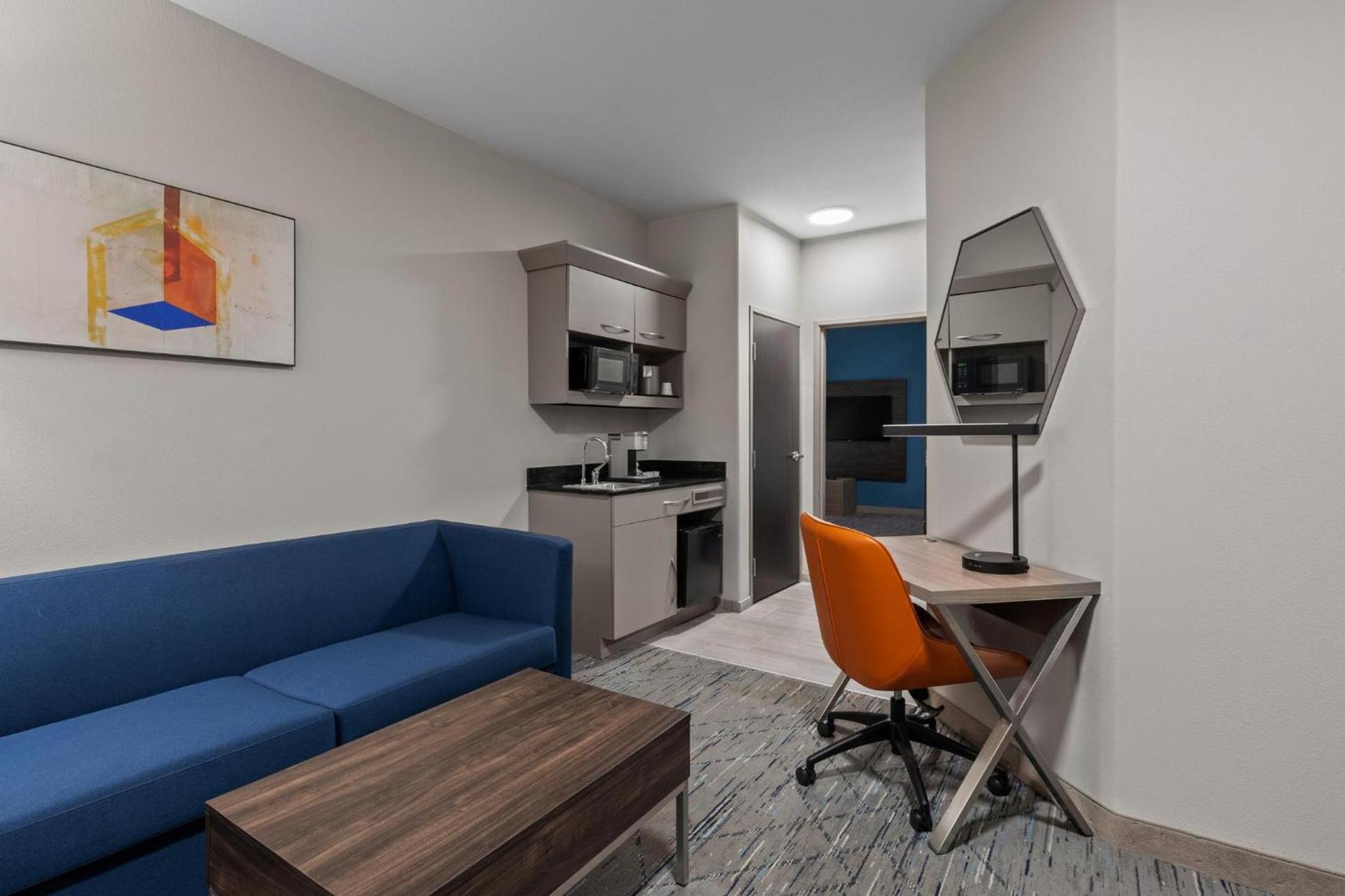 Holiday Inn Express & Suites Oklahoma City NW - Quail Springs by IHG photo 24